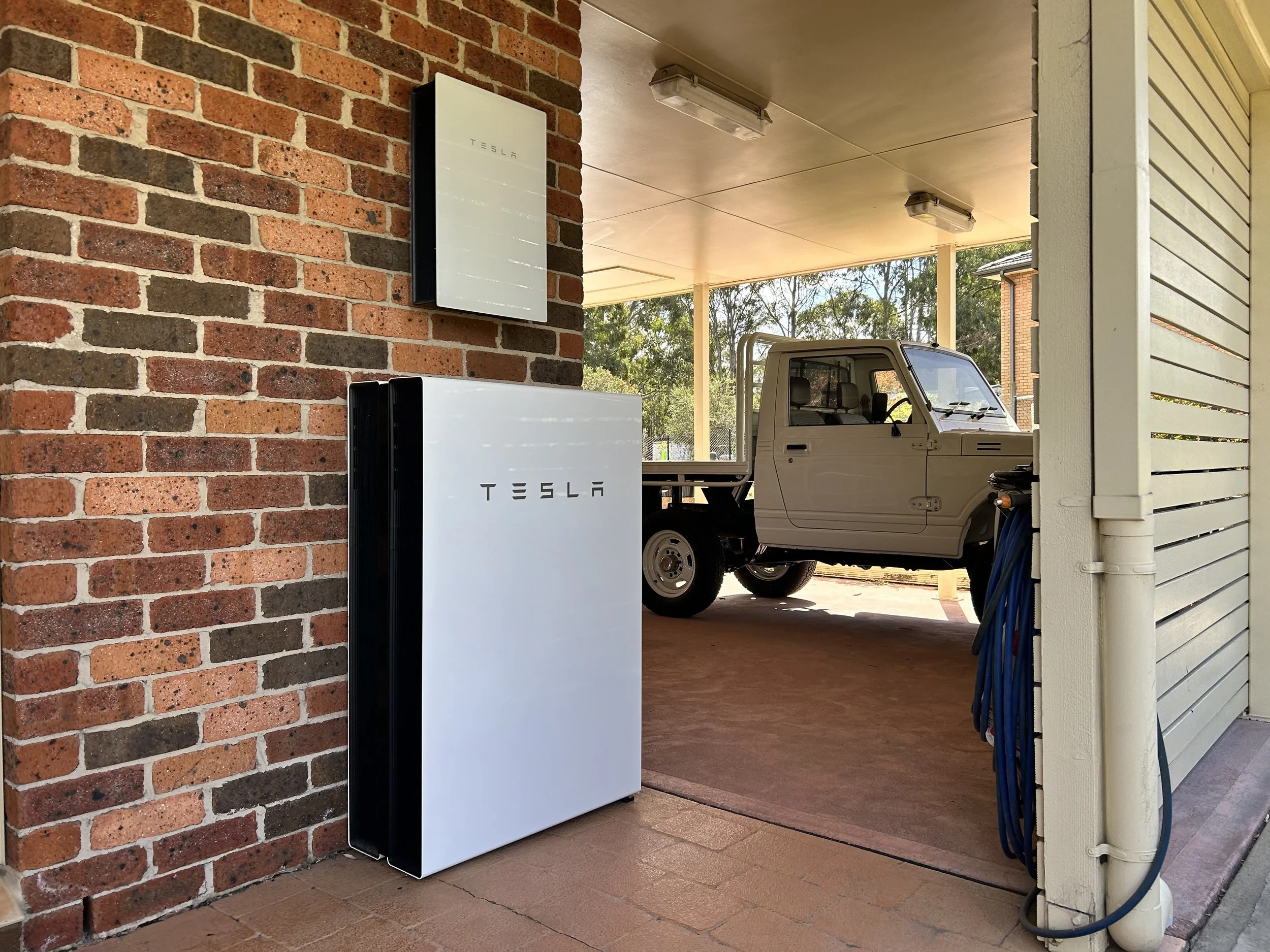 How to Size a Solar Battery: A Complete Guide