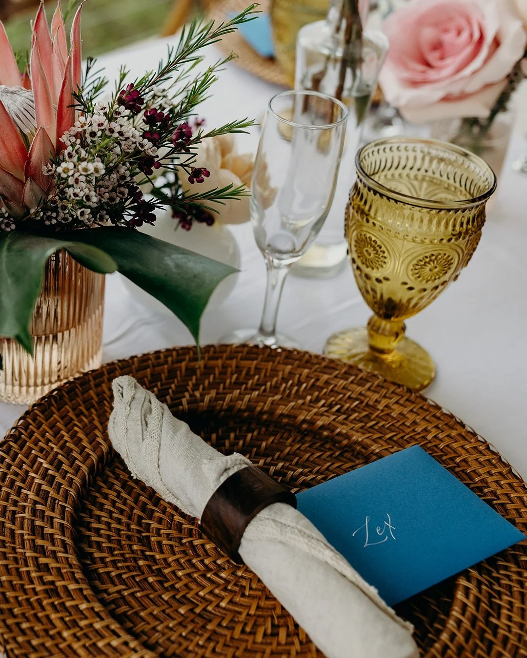 A personal handwritten note for a place card will always be the ultimate touch
.
@meredithzimmerman_
@paradiseplanning
.
.
.
#weddingstationery #customweddingstationery #placecards #tablesetting #weddingdetails #receptiondetails #stjohnwedding #usvi 