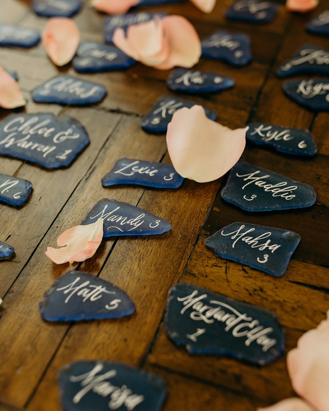 An intimate wedding calls for special details
.
@meredithzimmerman_
@paradiseplanning
.
.
.
#weddingstationery #customweddingstationery #placecards #tablesetting #weddingdetails #receptiondetails #stjohnwedding #usvi #usviwedding #crisp #crispdesigns