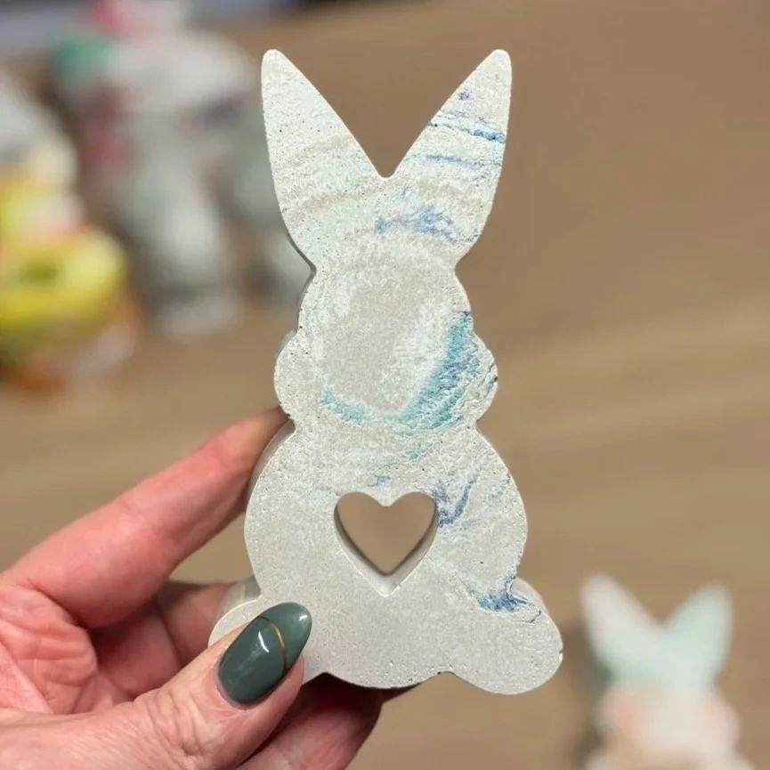 HEART BUNNY: BLUE