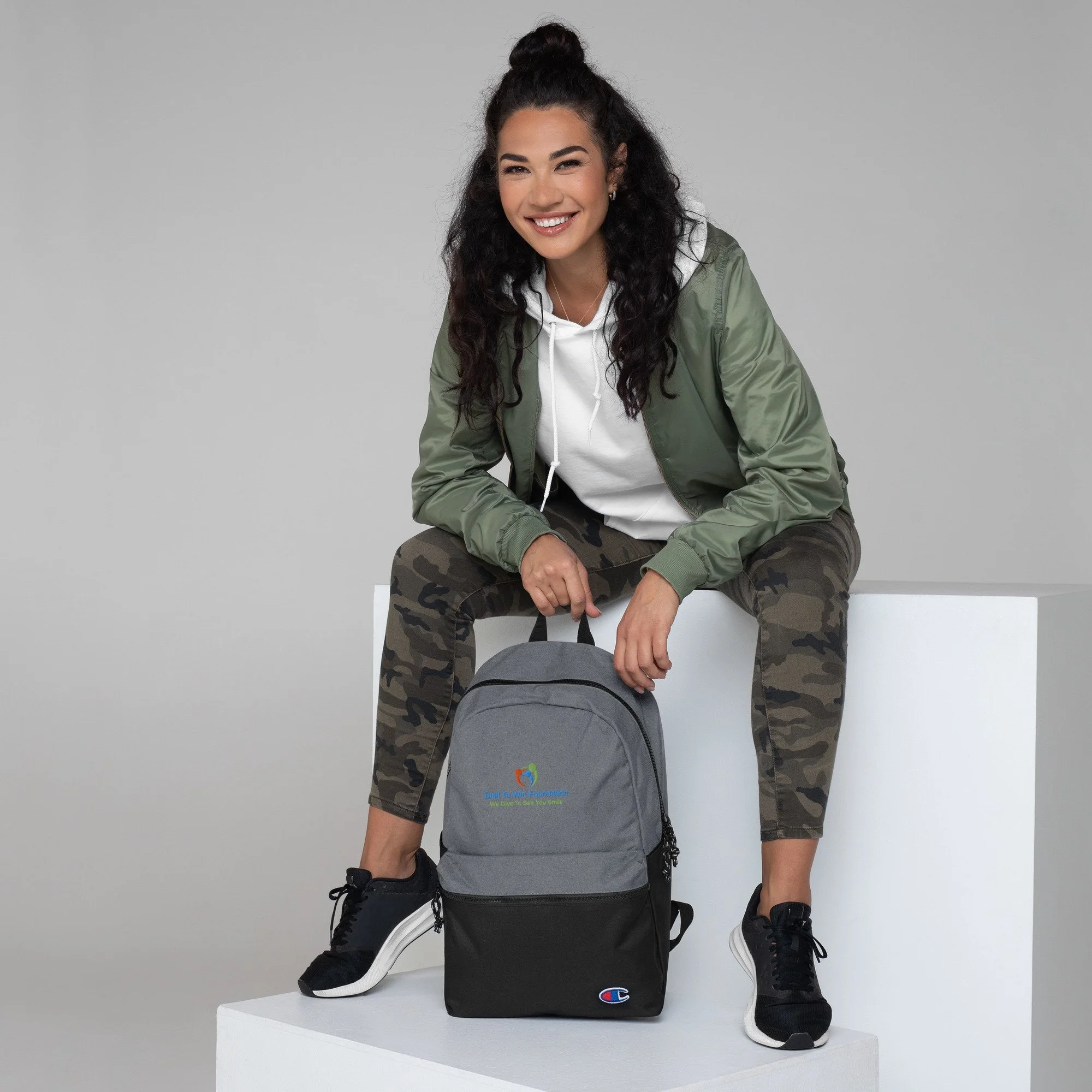 champion-backpack-heather-grey-black-front-638663b8a907d.jpg