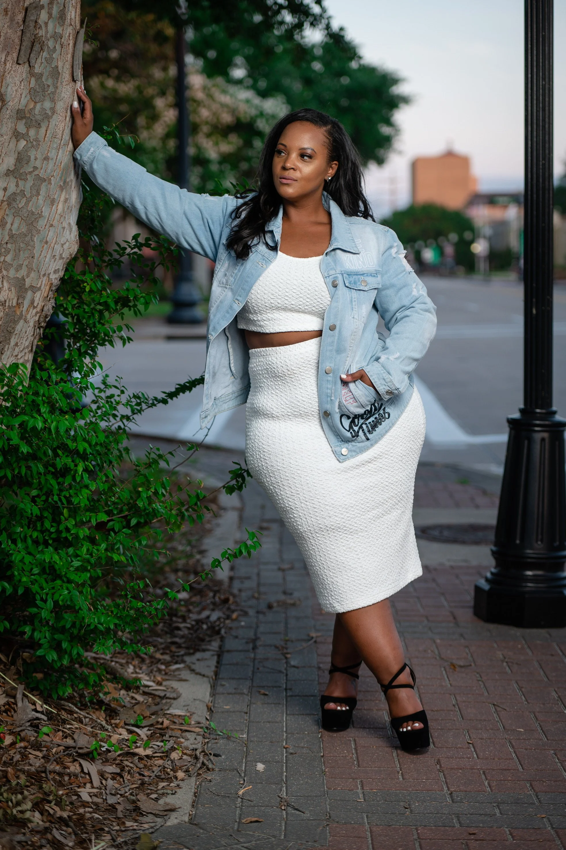 white outfit by @glambyantoinette