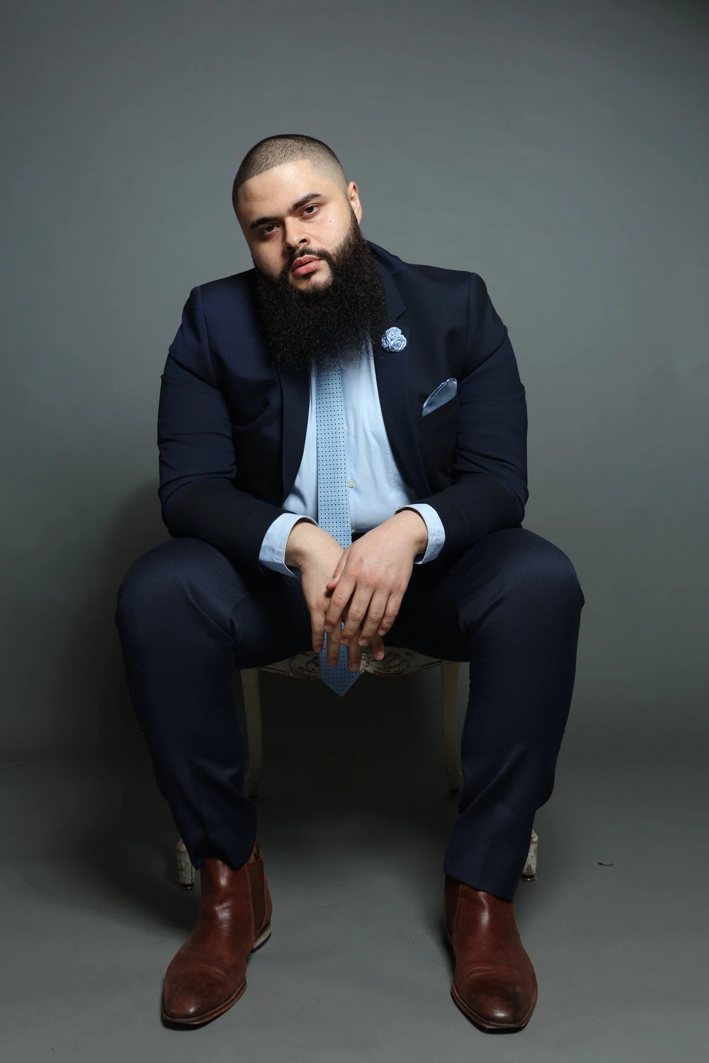 Christian Noel  @beardedchrisnoel  Photographer: Karizza  @photo_karizza  Outfit:  @CalvinKlein  +  @Asos  Shoes:  @GiorgioBrutini