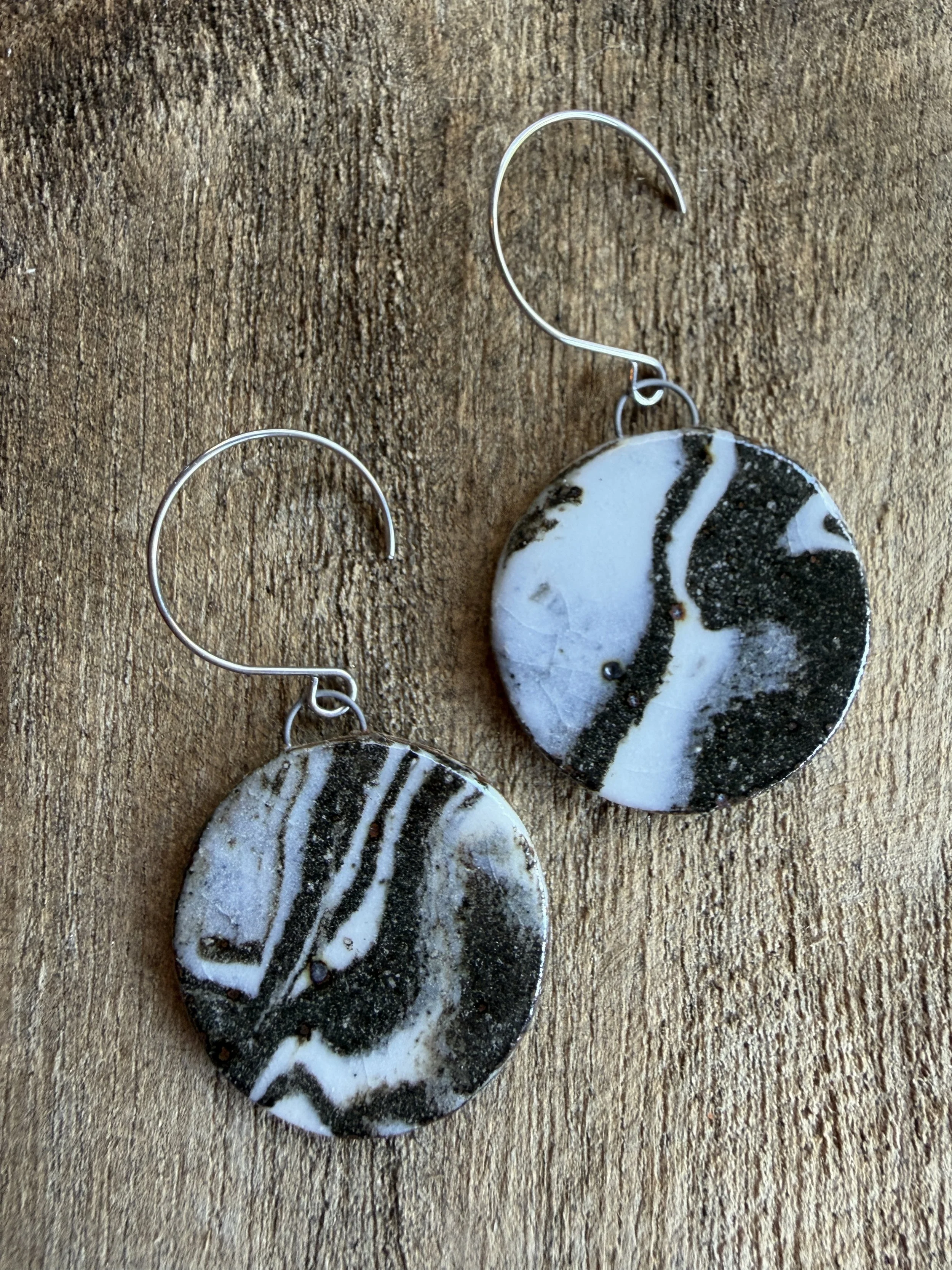 marbled ceramic earrings (medium pendant, circular ear wires)