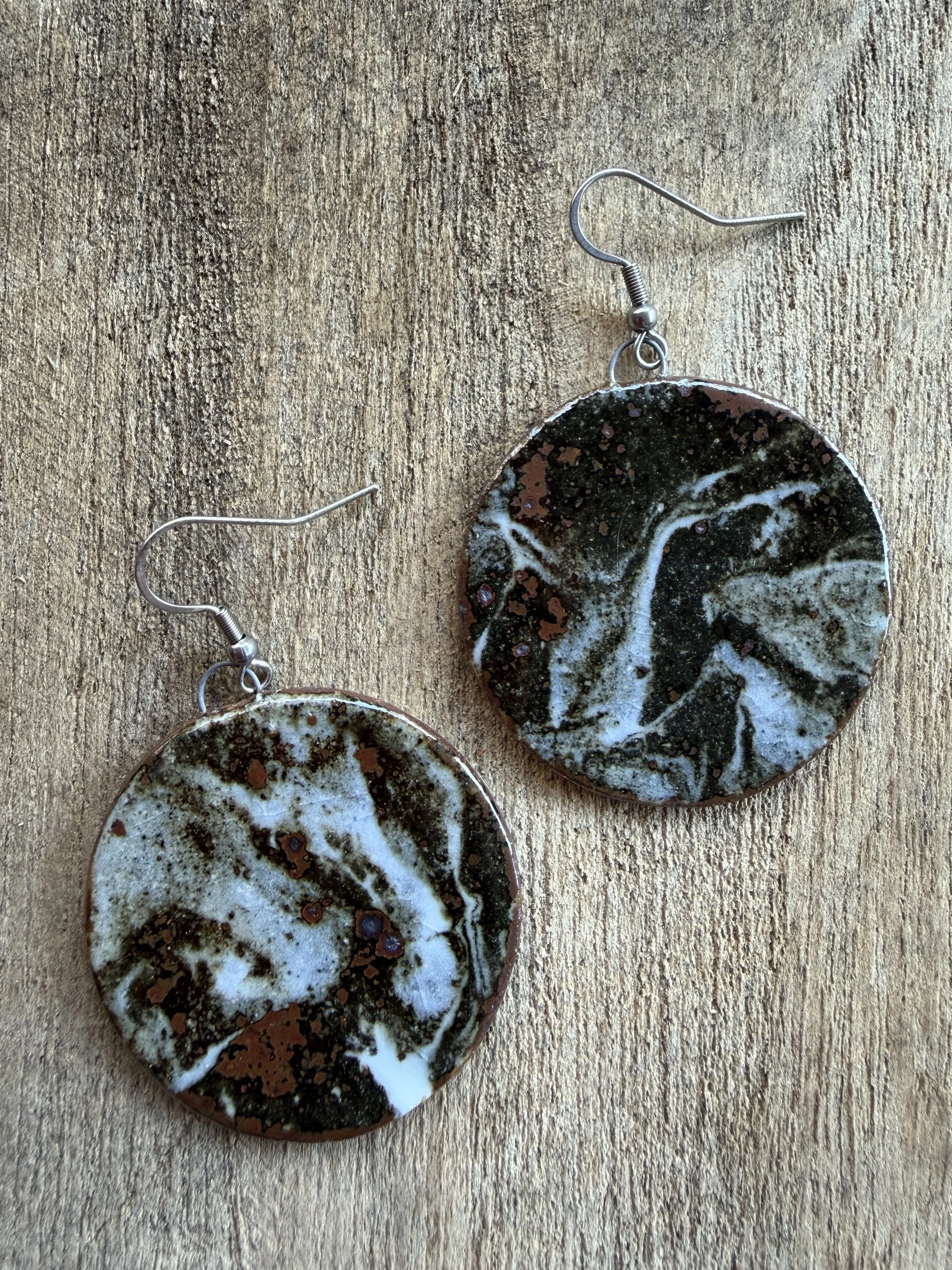 marbled ceramic earrings (large pendant, classic ear wires)