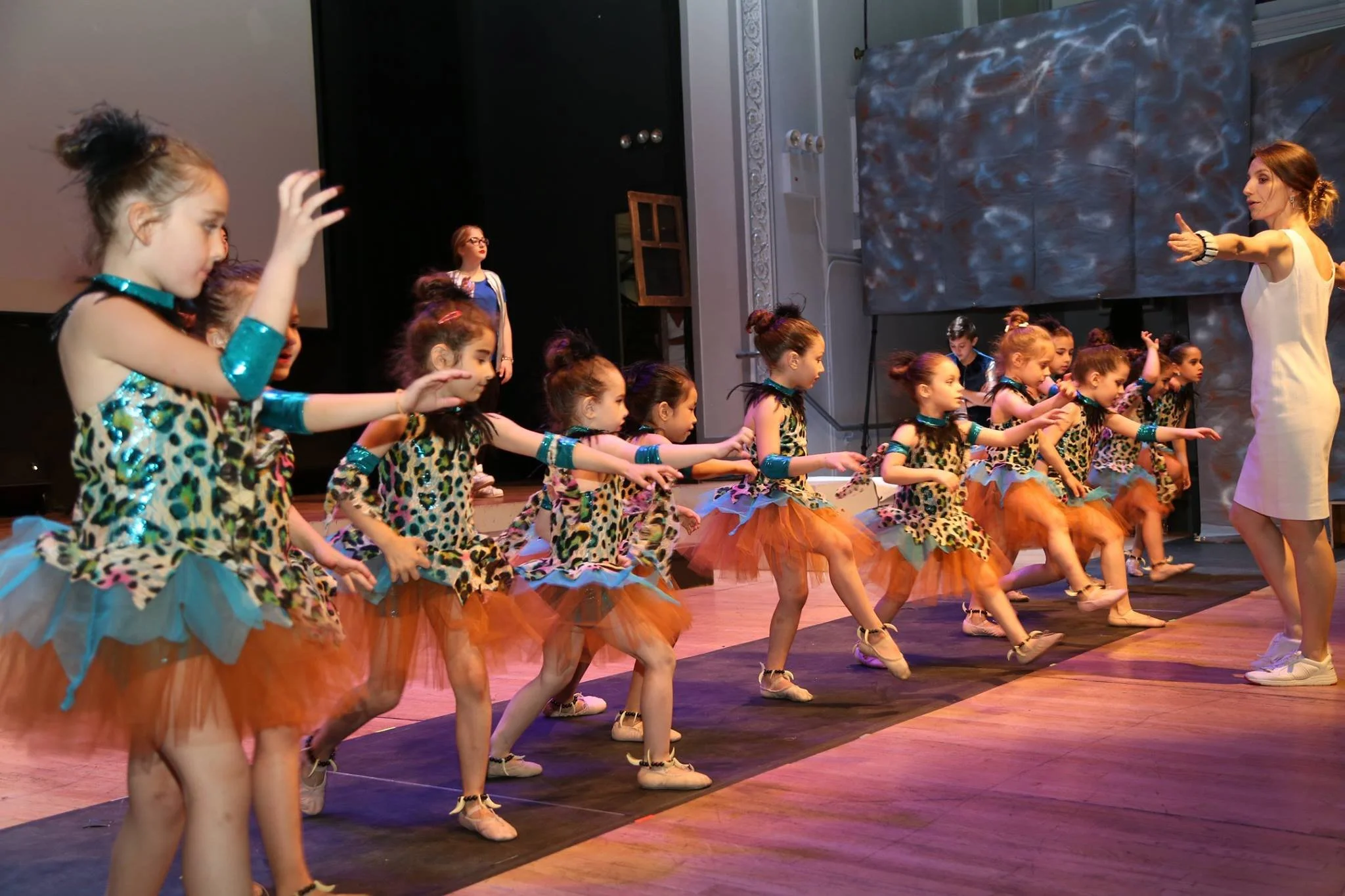 Dancing Crane Company - Georgian Cultural Center