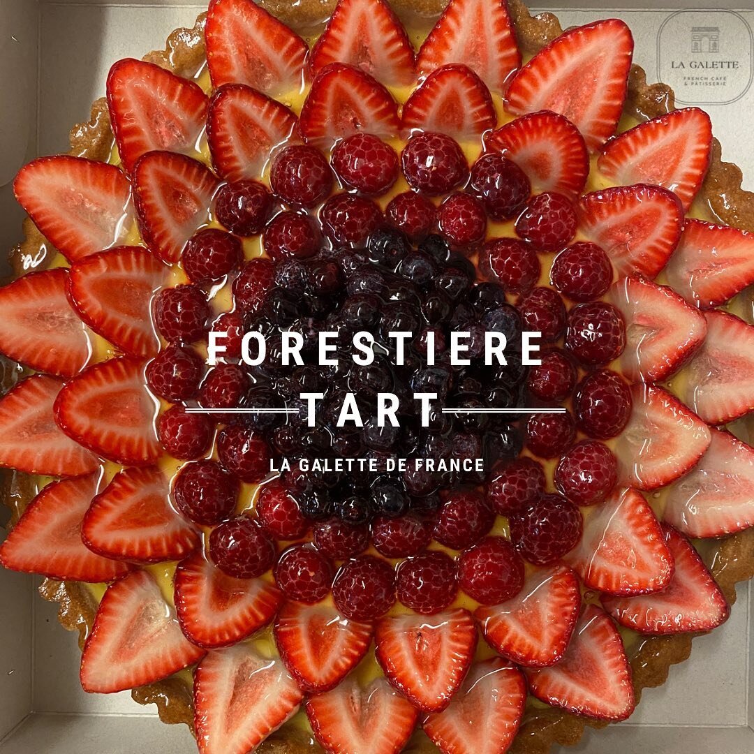 Nothing more attractive than a classic French fruit tart 🥧. A feast for the eyes as well as the mouth! 

This summer treat your self with a gorgeous and lip smackin&rsquo; dessert ideal for this season.

At La Galette you can find them in different 