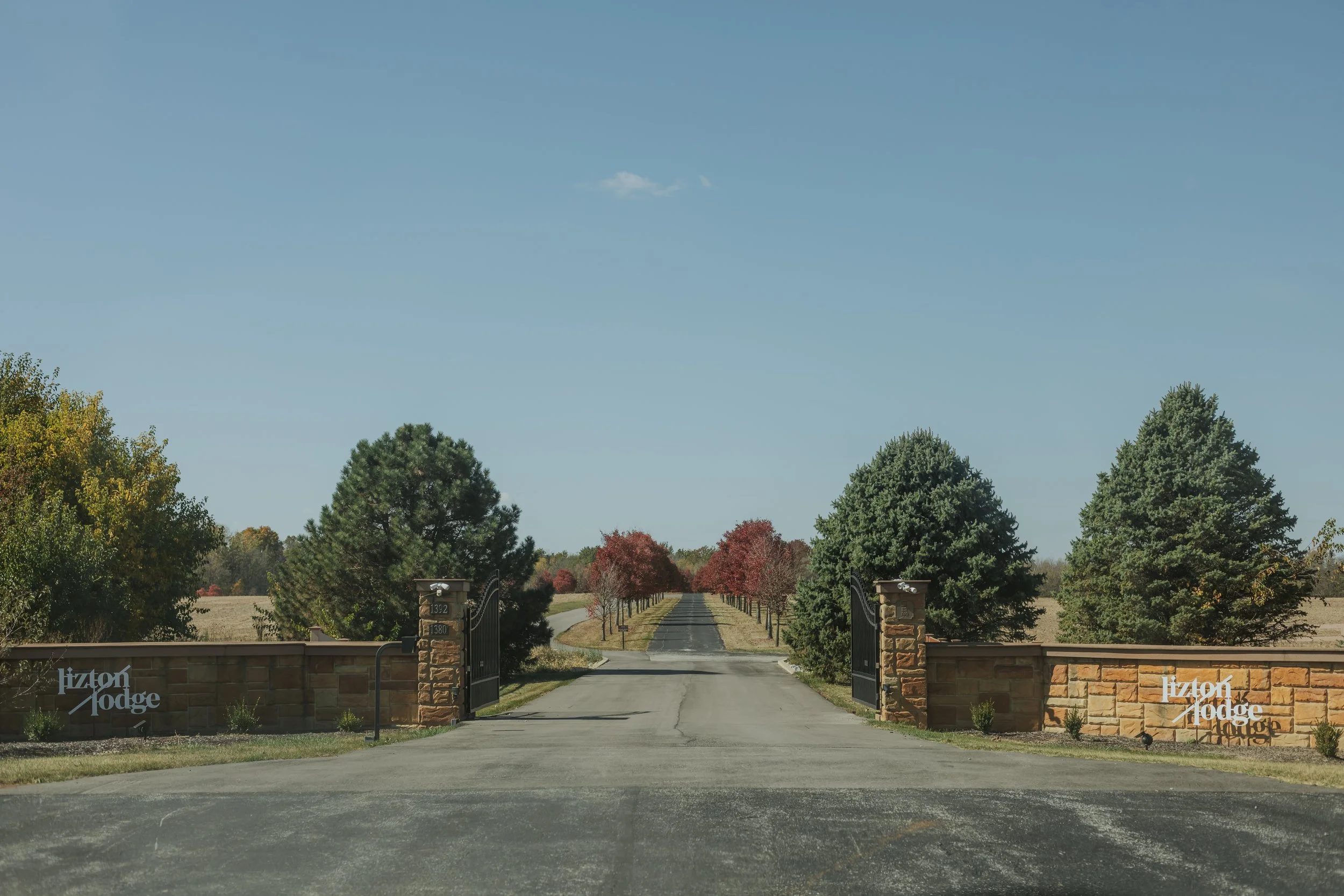 Outdoor Indiana Wedding Venue Photo Opportunity