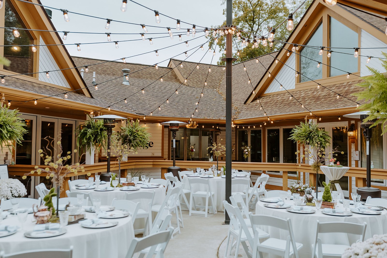 Cocktail Court