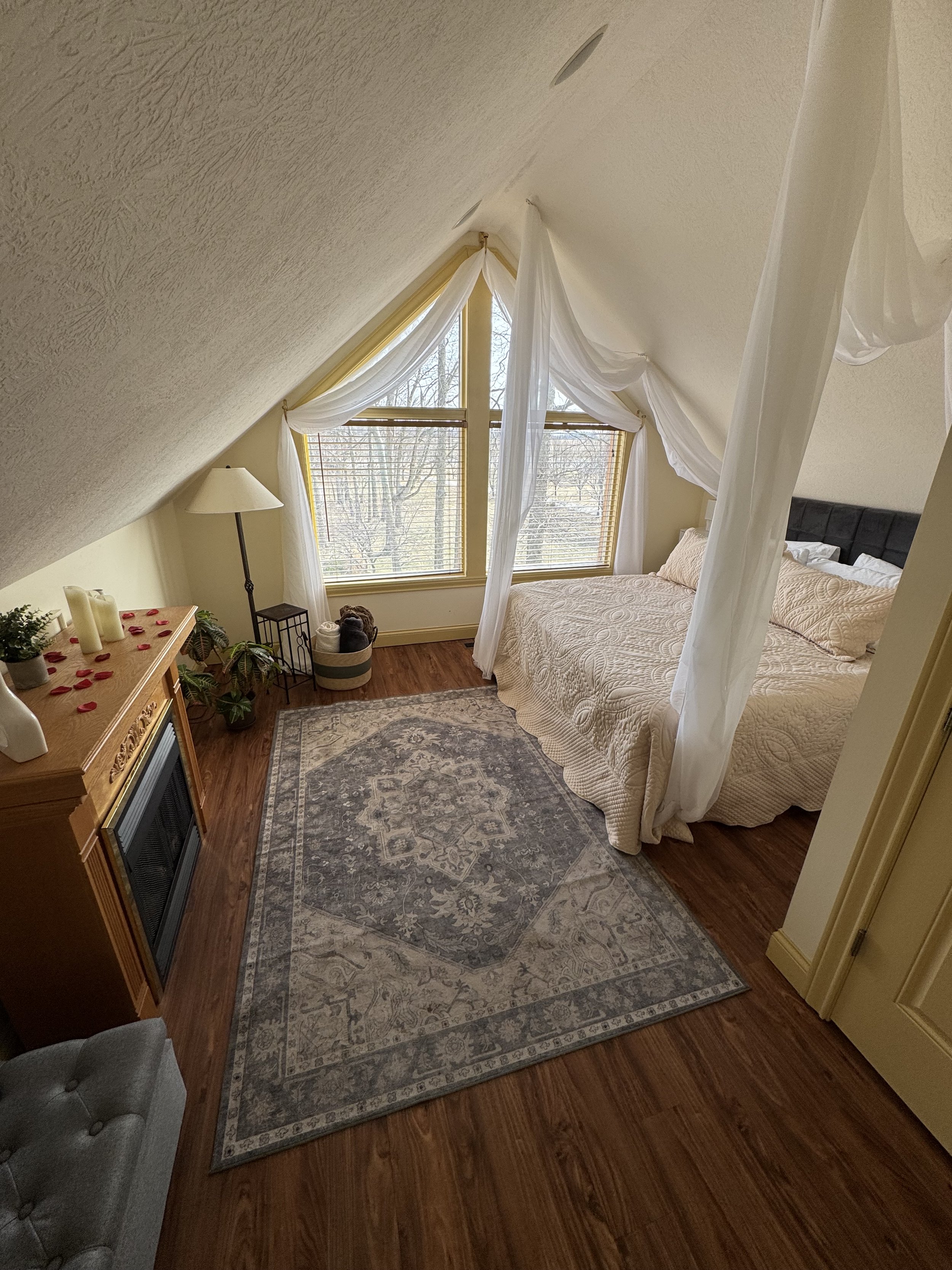 On site Wedding Lodging in Central Indiana