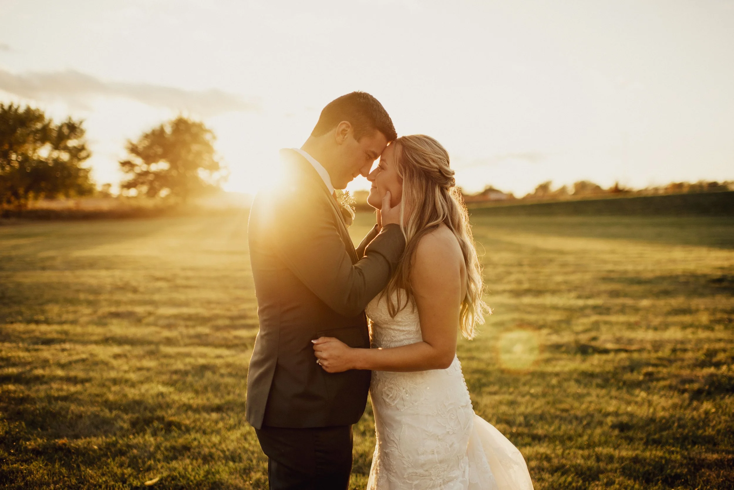 Outdoor Wedding Photography | Lizton Lodge Wedding