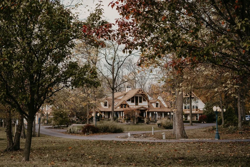 Tours — Lizton Lodge