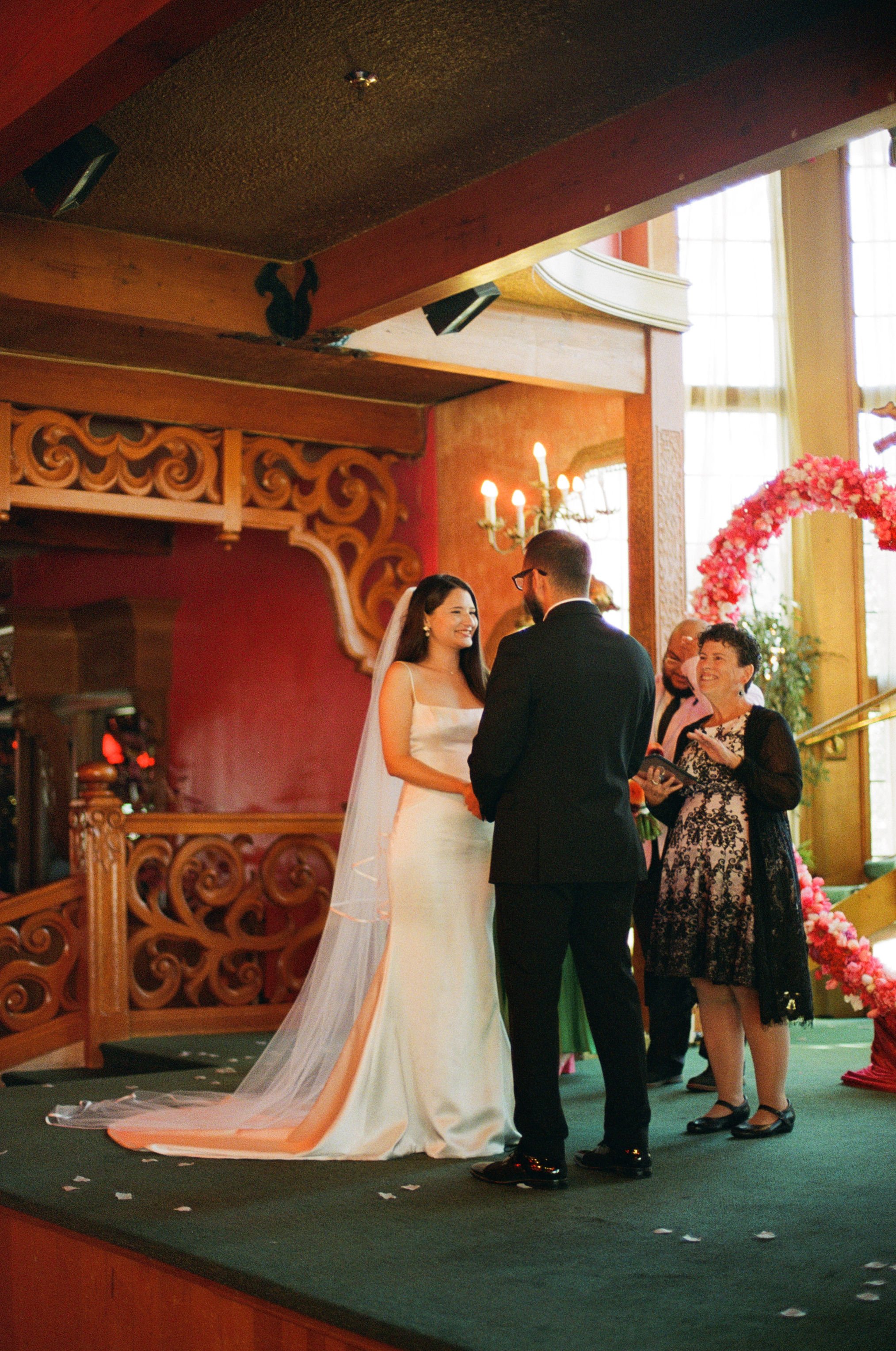 marielisaandmathew's_madonnainn_wedding-334.jpg