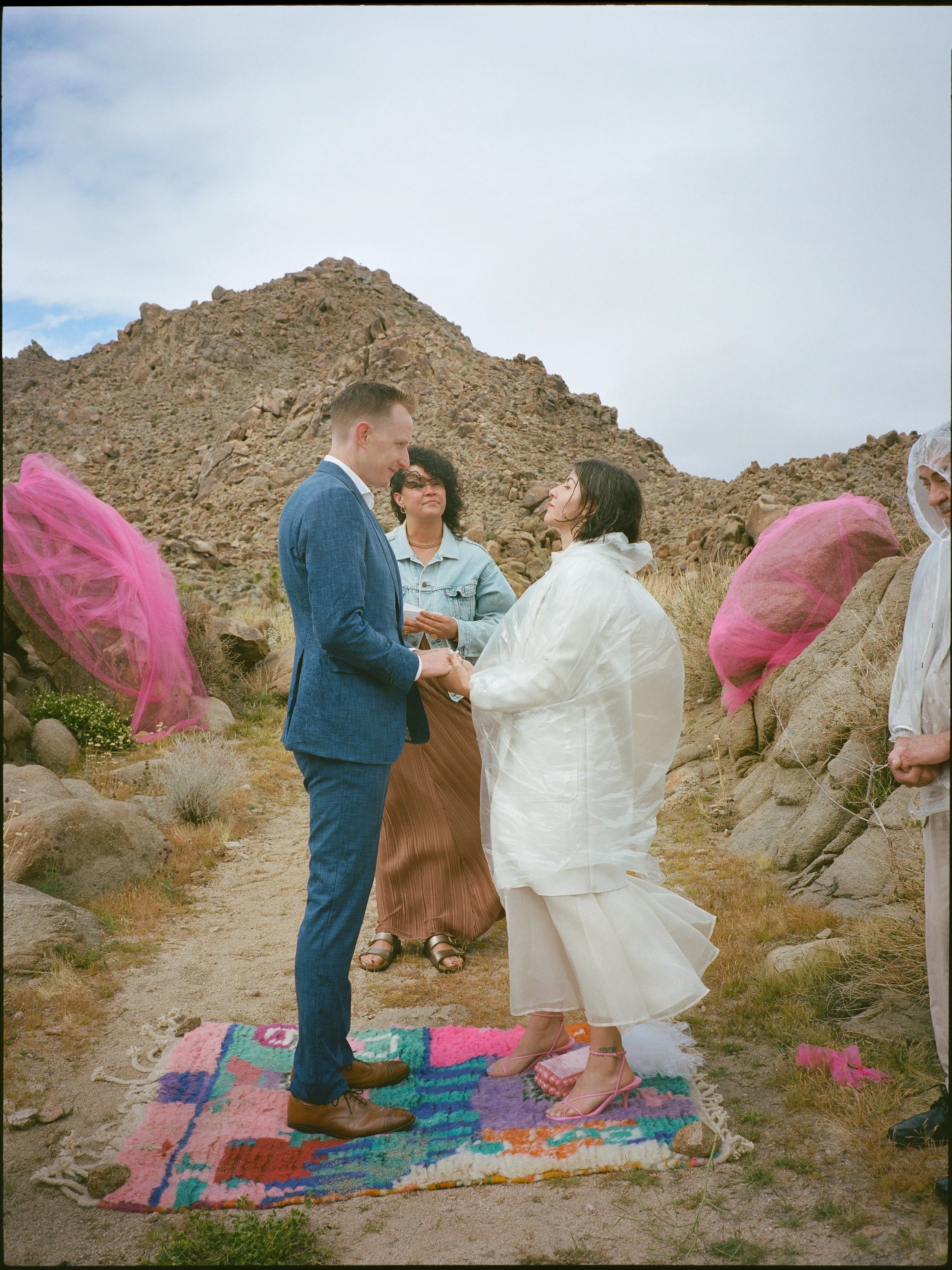 LENA AND ERIC’S DREAMY CALIFORNIA DESERT WEDDING AT JOSHUA TREE