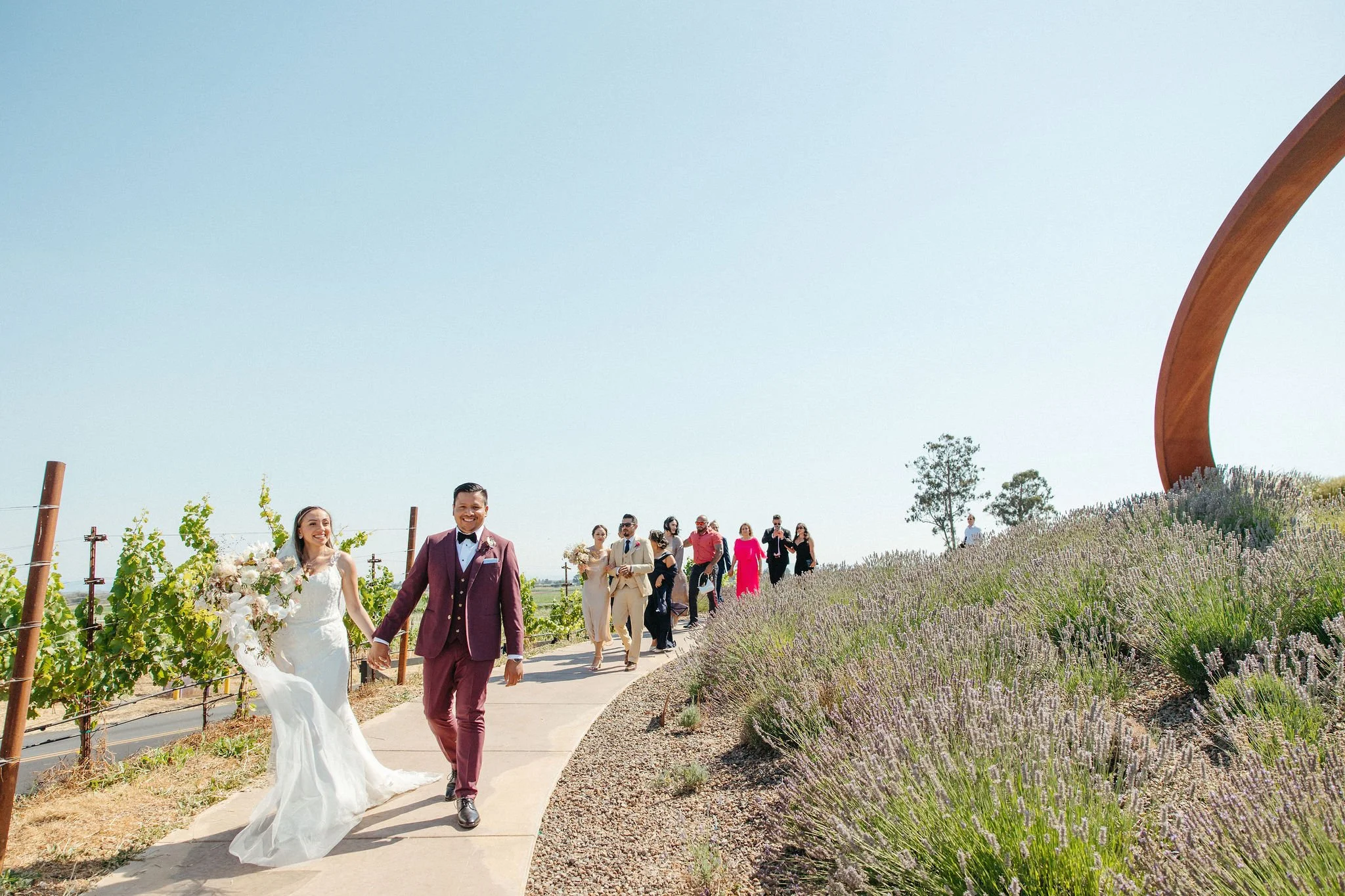 ROMANCE WITH AN EDGE: A SOFT SCULPTURAL SUMMER WEDDING AT STANLY RANCH  