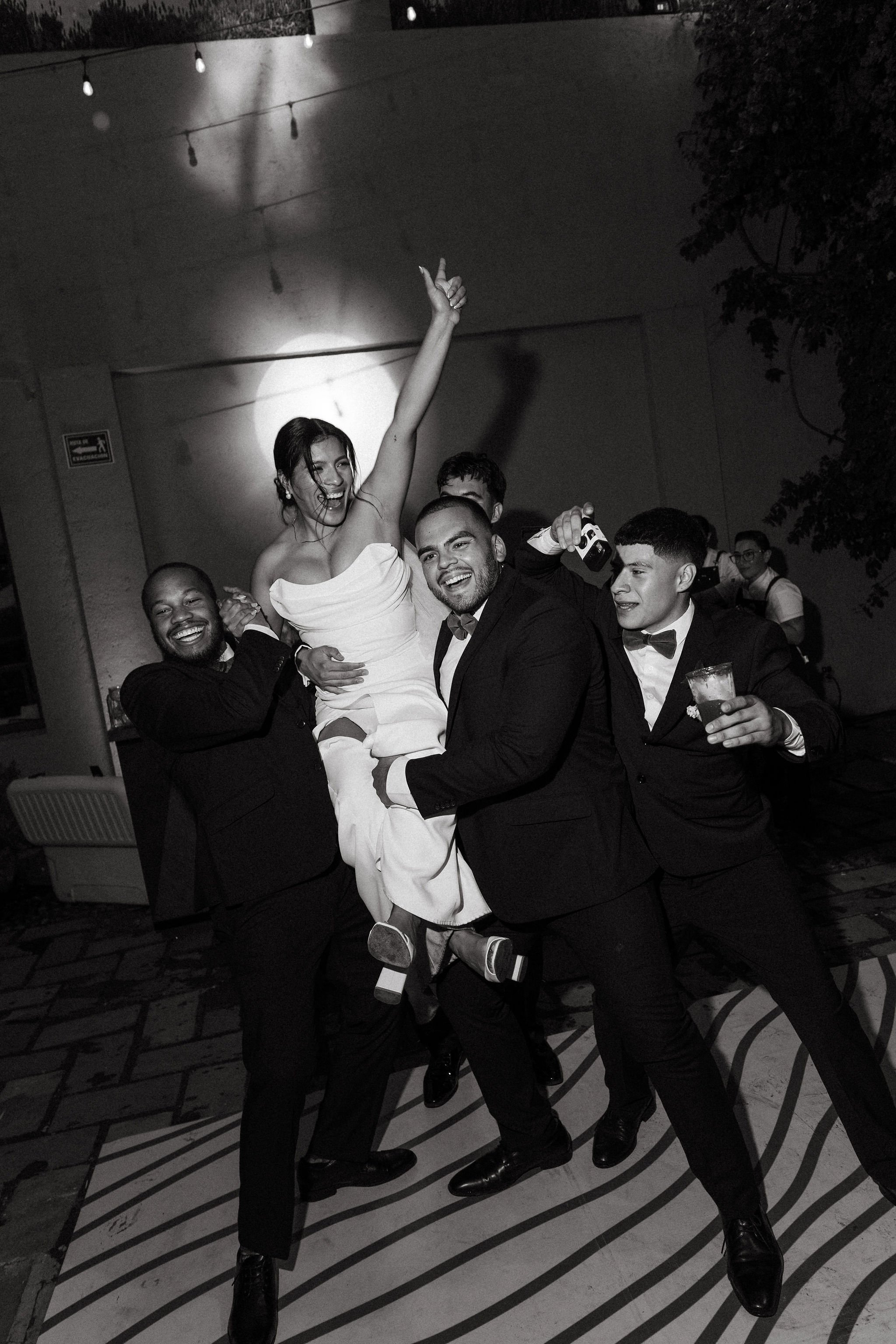 maraandjorge_sanmigueldeallende_wedding-760-Copy1.jpg