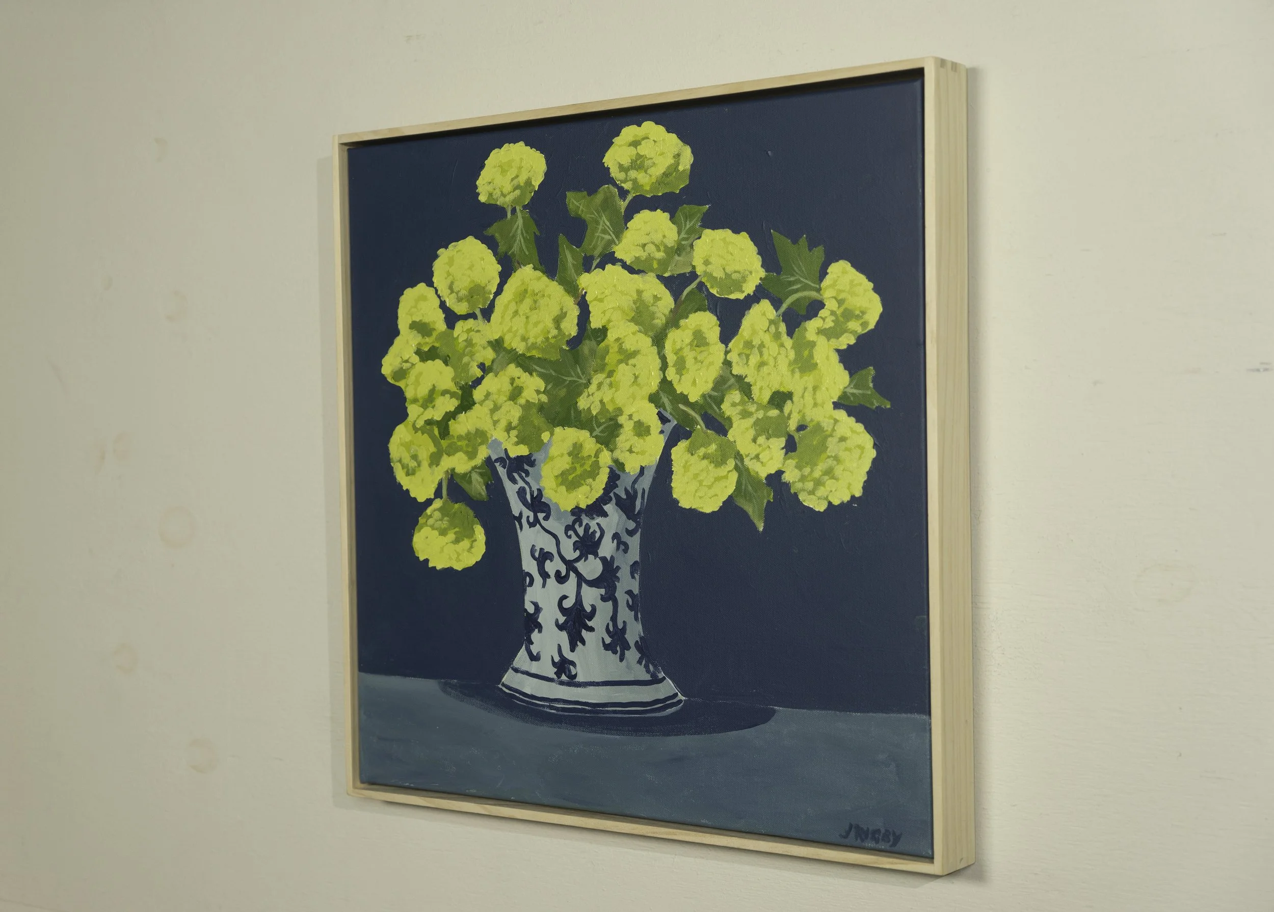 12.Viburnum florals in vase side.jpg