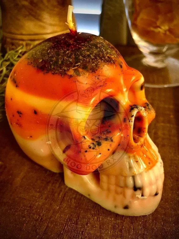 Hotfoot skull candle