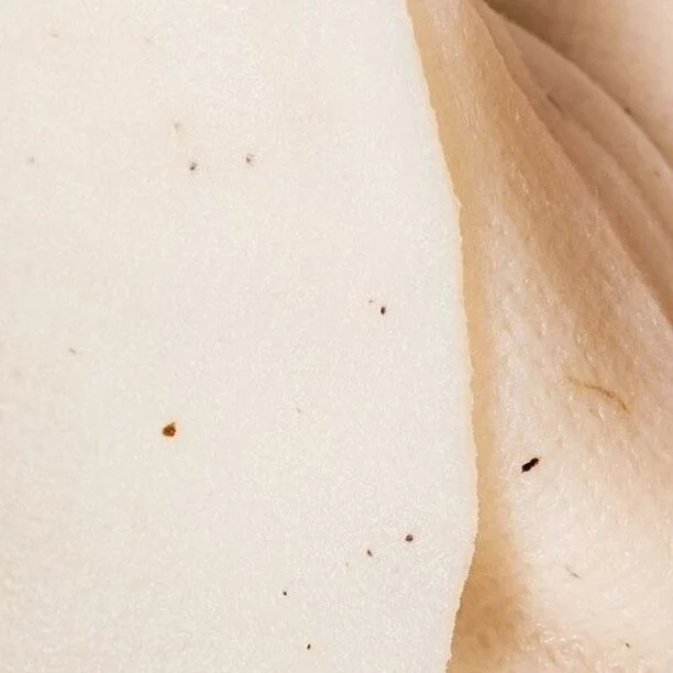 피부를 위해 표백하지 않아 
목화씨가 그대로 보이는 

#쌀겨수토너패드
#완결패드

무표백 크로셀 
100&amp; 순면 원단 🤍

-
I don&rsquo;t use bleached cotton on my skin. 
So I can even see the cotton's seed on my #RiceWaterMilkyTonerPad.

#completepad 

An unbleached cross cell
100% pure cotton f