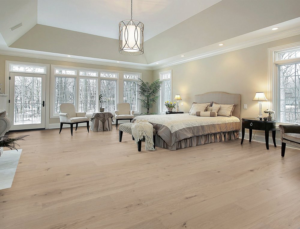 Room featuring Doncaster flooring