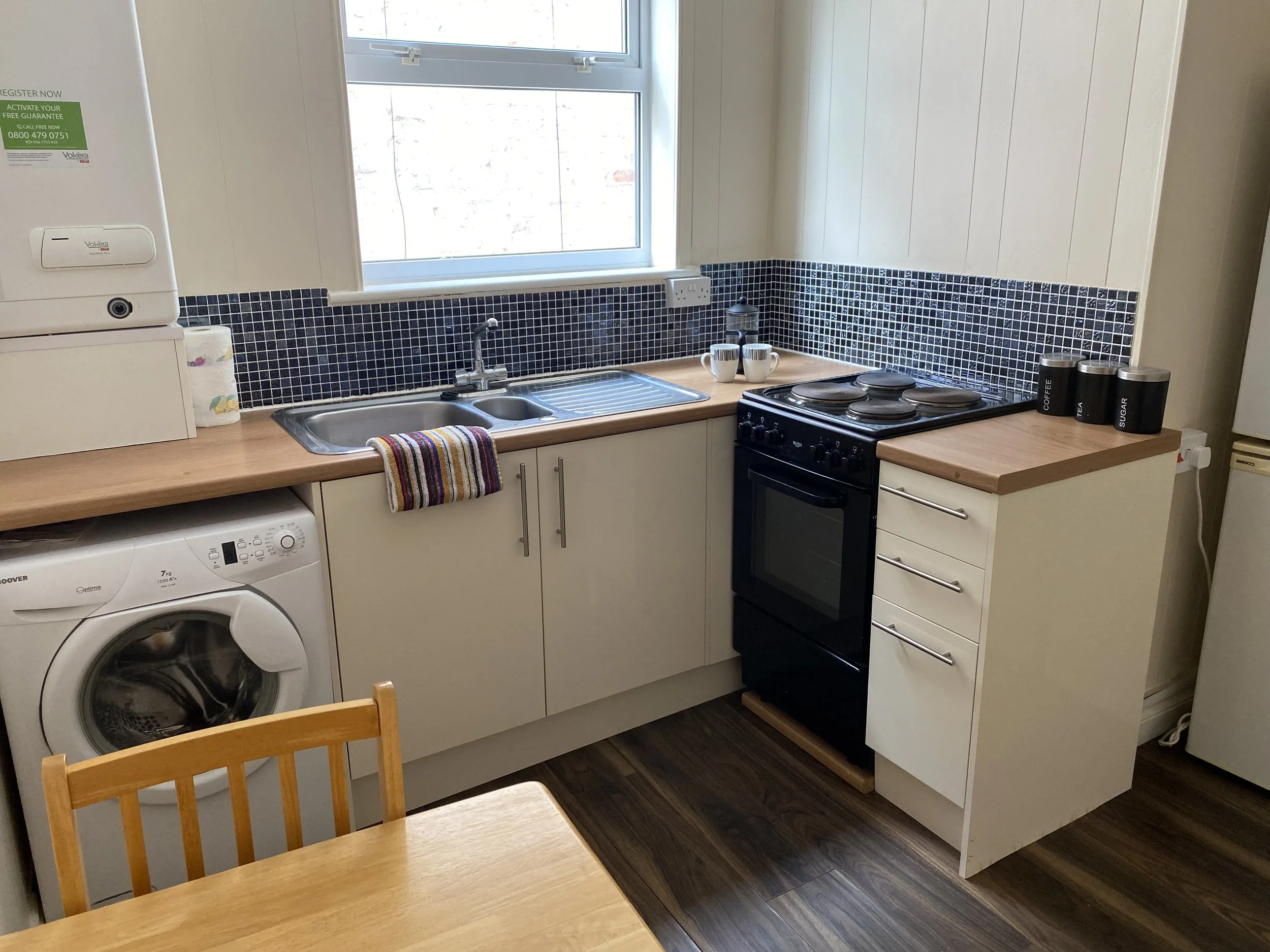 kitchen (2).jpg