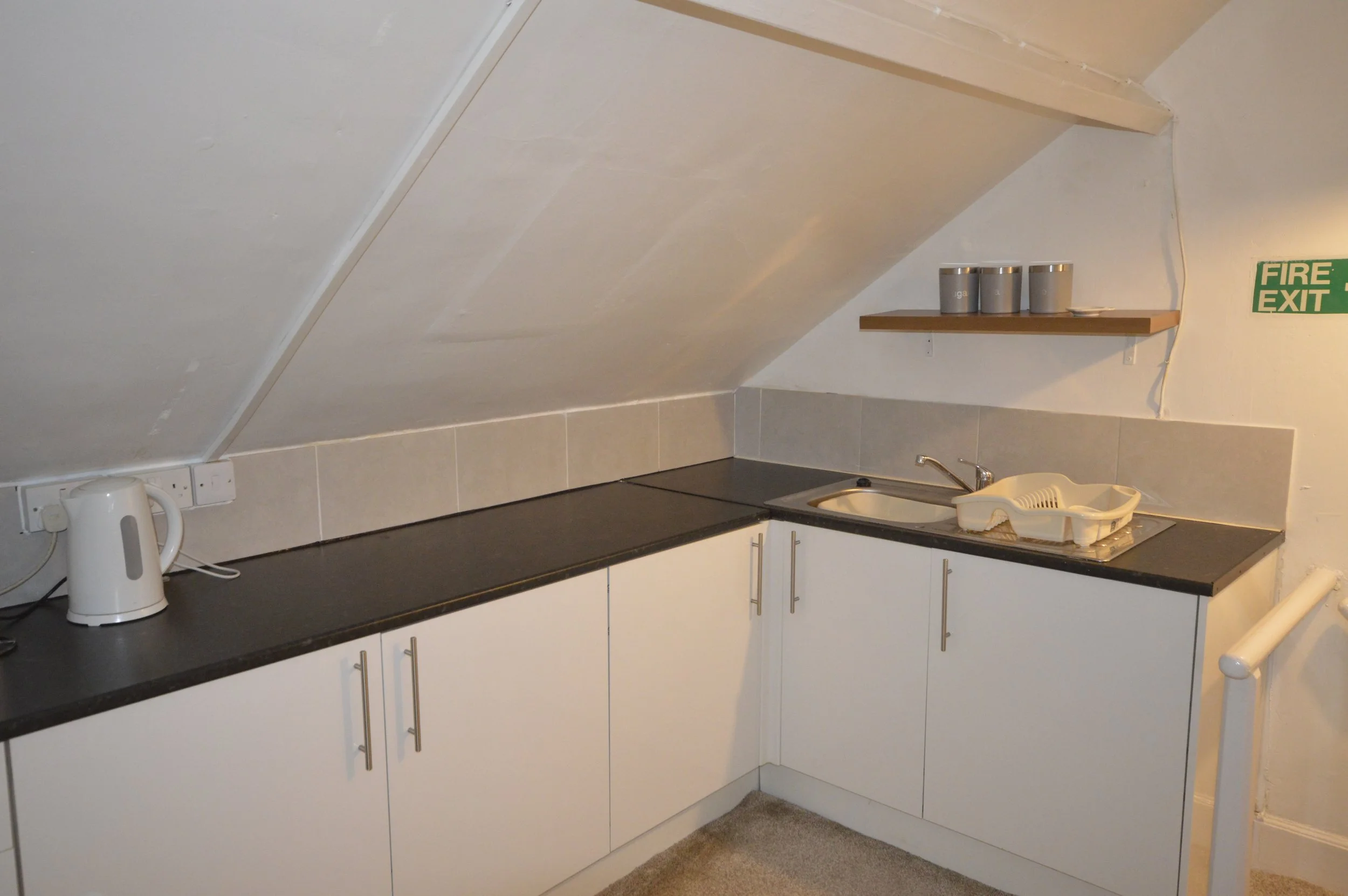 Attic double room with kitchen area 12 Station Road House Share, Redcar