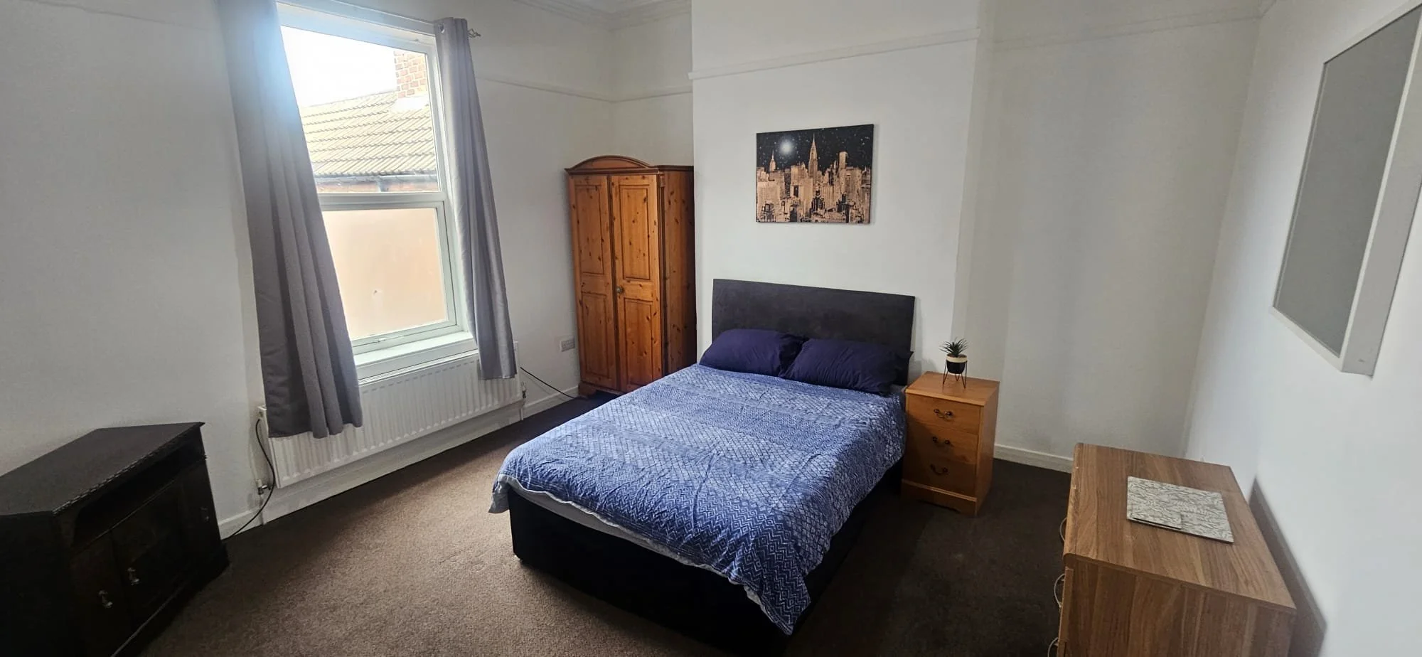 Room 4 .jpg