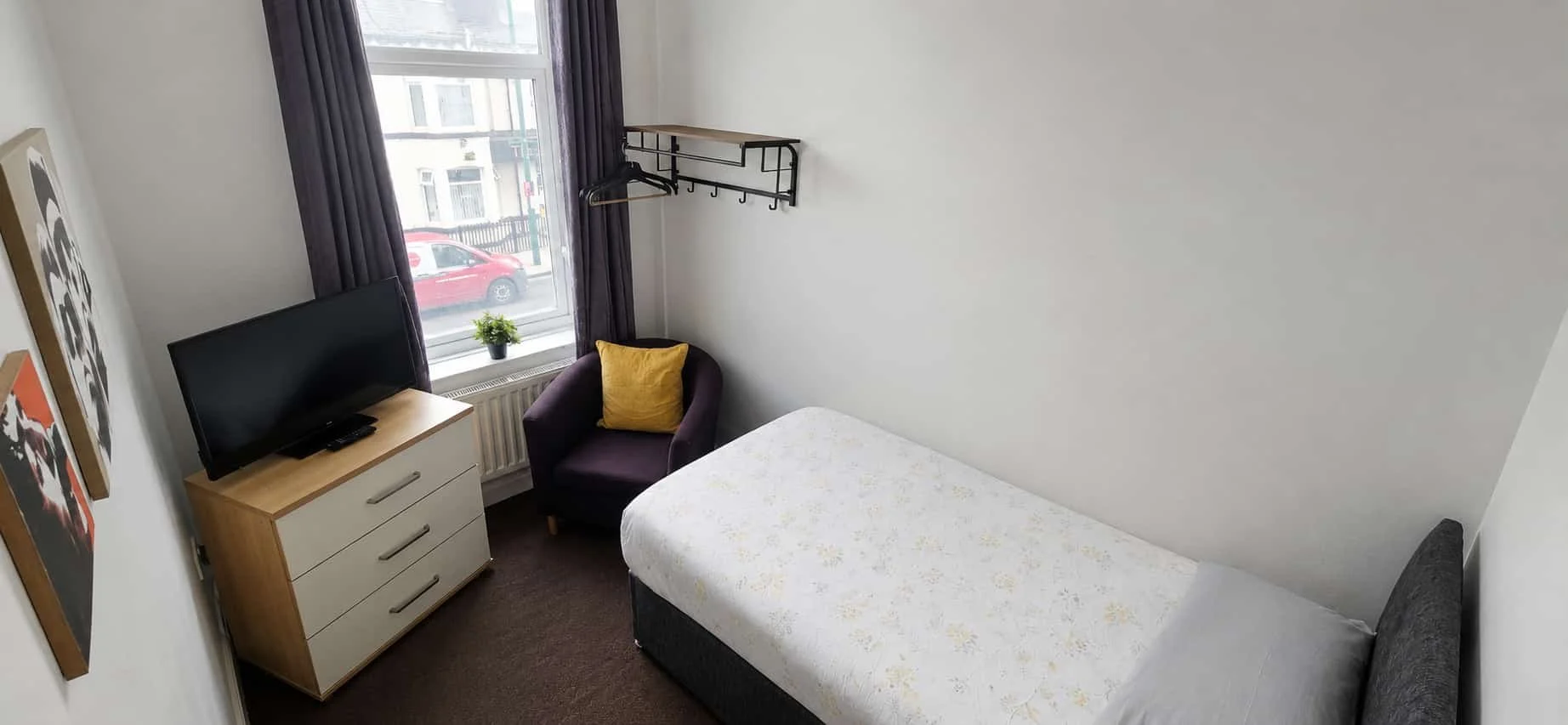 Cosy single, 18a Station Road, Redcar TS10 1AQ