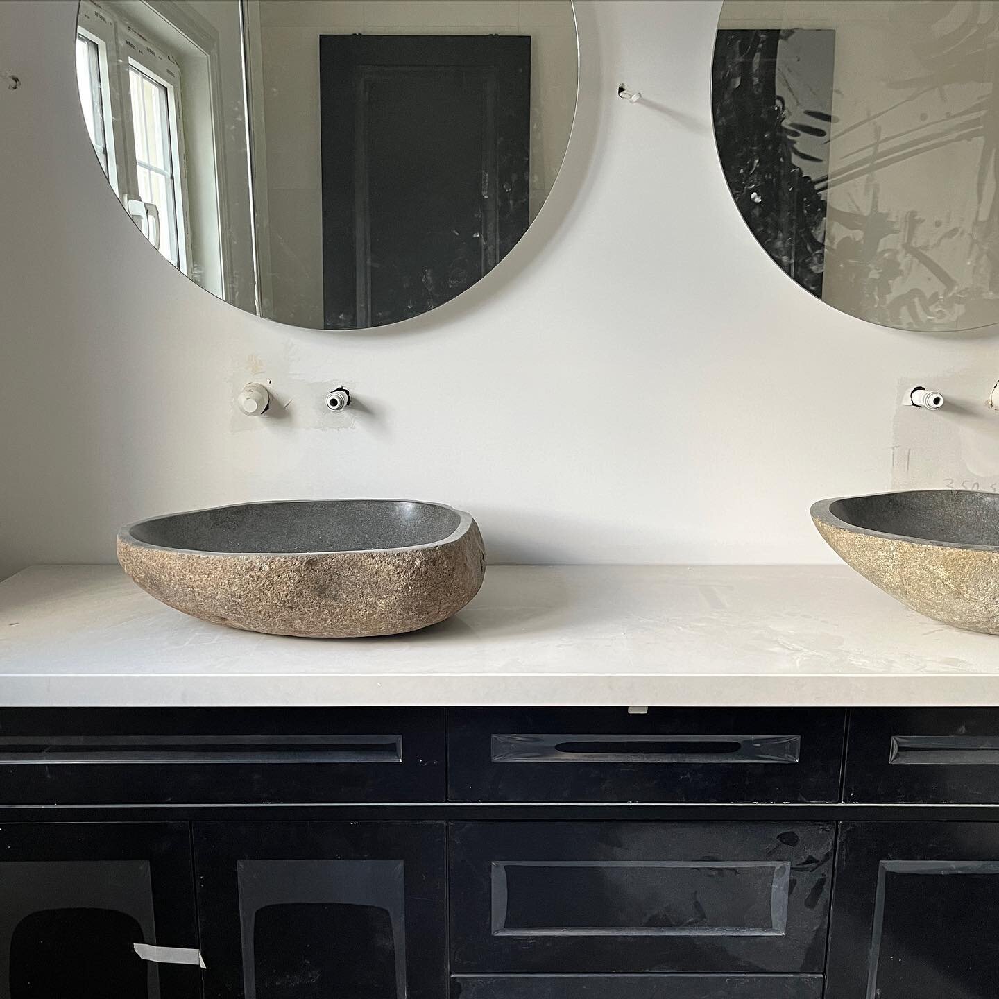 UPDATE 

The differing textures, tones and period details are offset with irregular shapes and forms, making this bathroom a harmonious space to be a calming morning experience.

Interior Design and Documentation by #InteriorFlow
Draftsperson Virtual