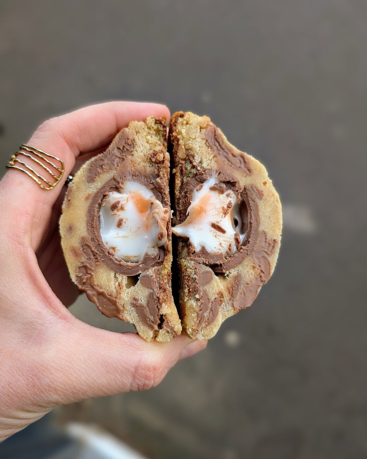 They're back ! 👀 Easing into the Easter treats with creme egg cookies and mini egg blondies this week.. 

Be quick we can't see these hanging about !