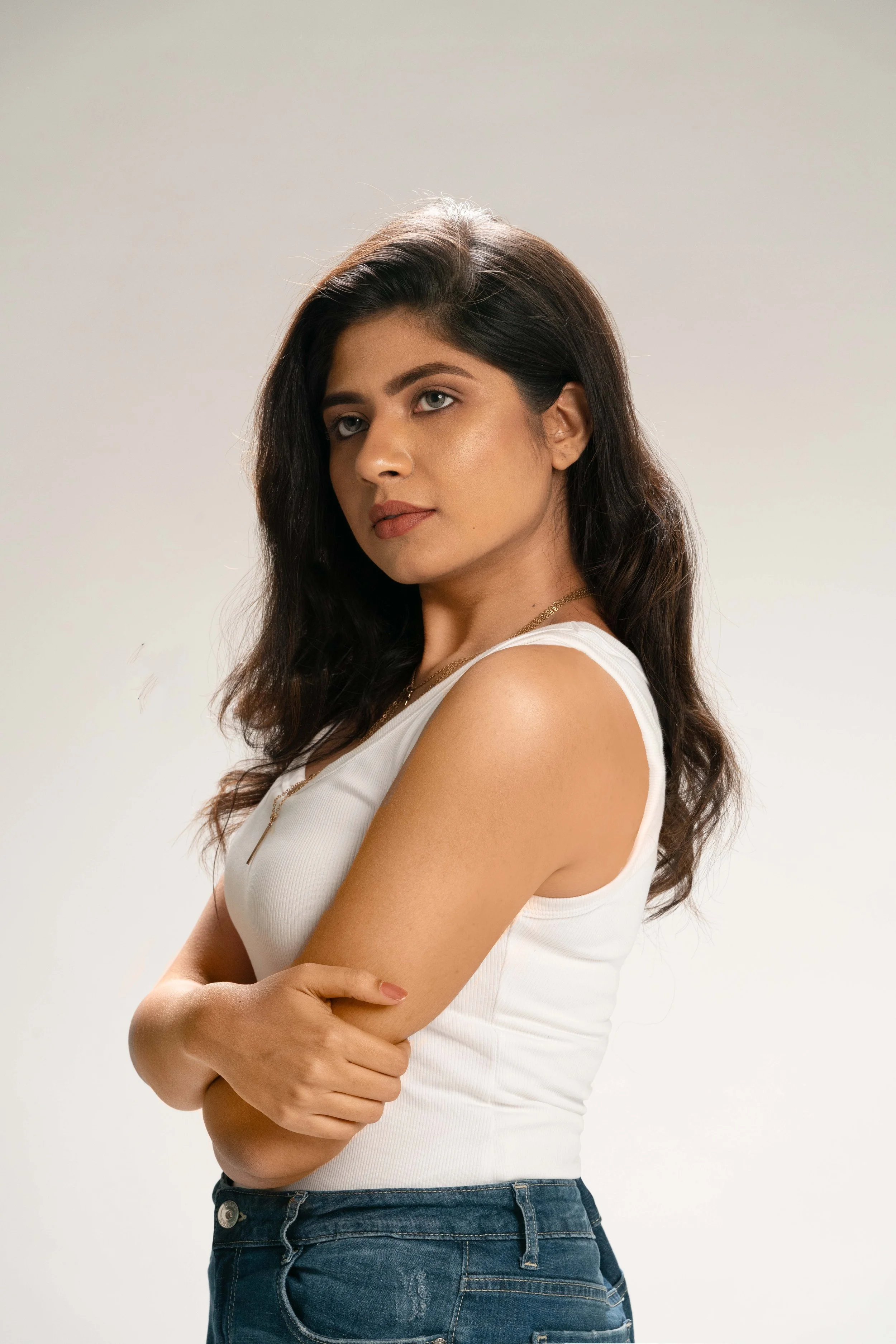 Ro White-1.jpg
