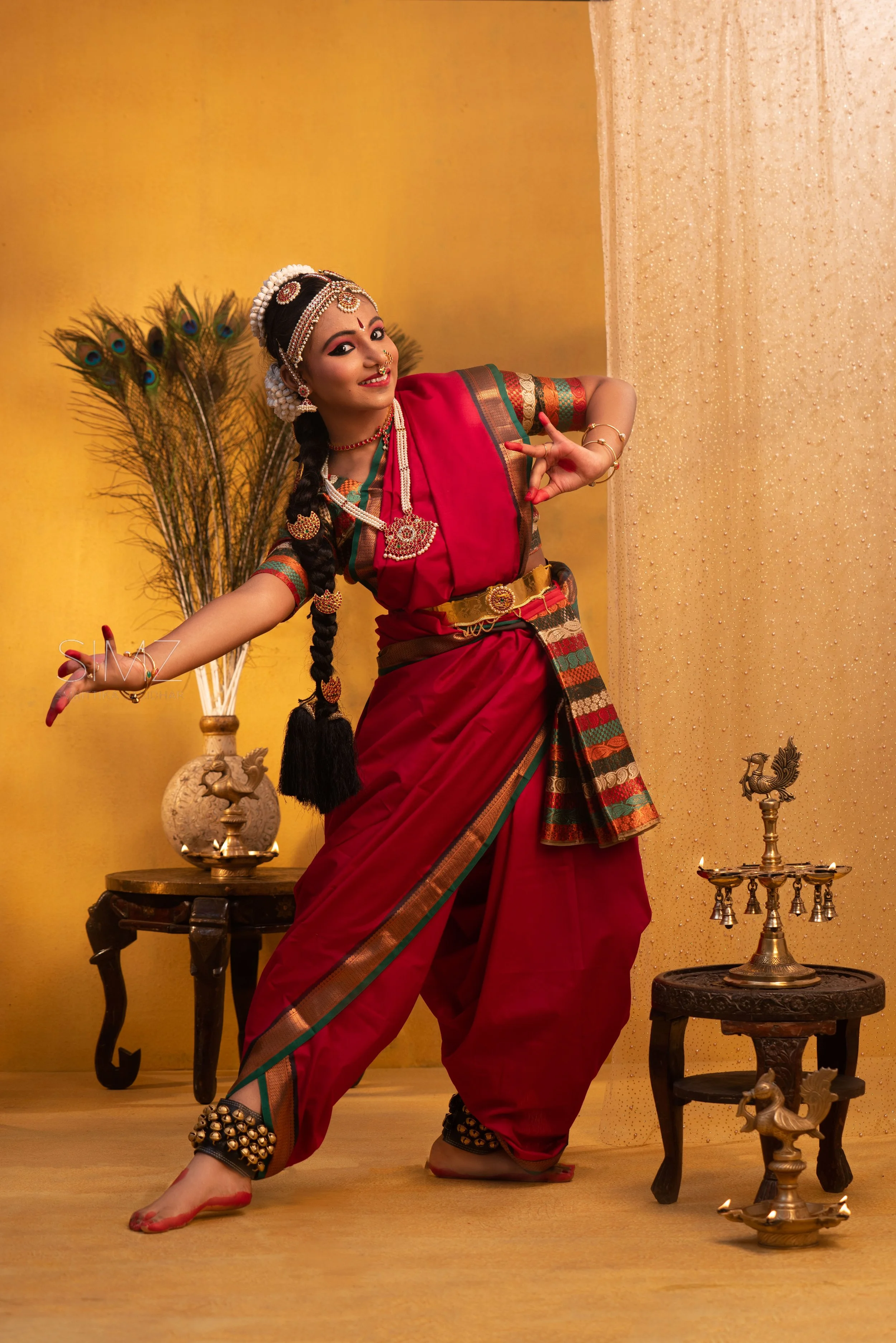 SIMZxAishu-7.jpg