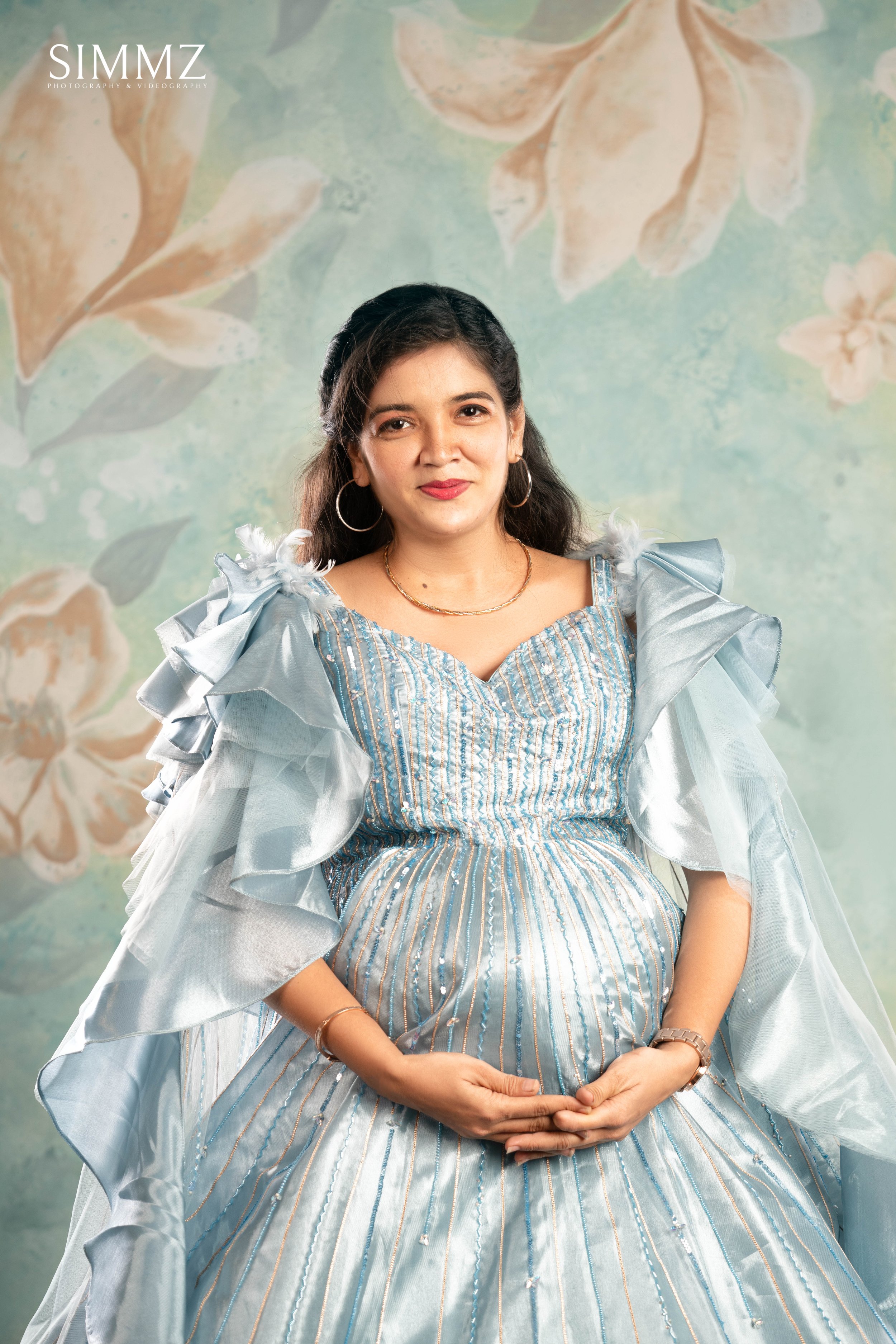 Maternity shoot0014-Edit.jpg