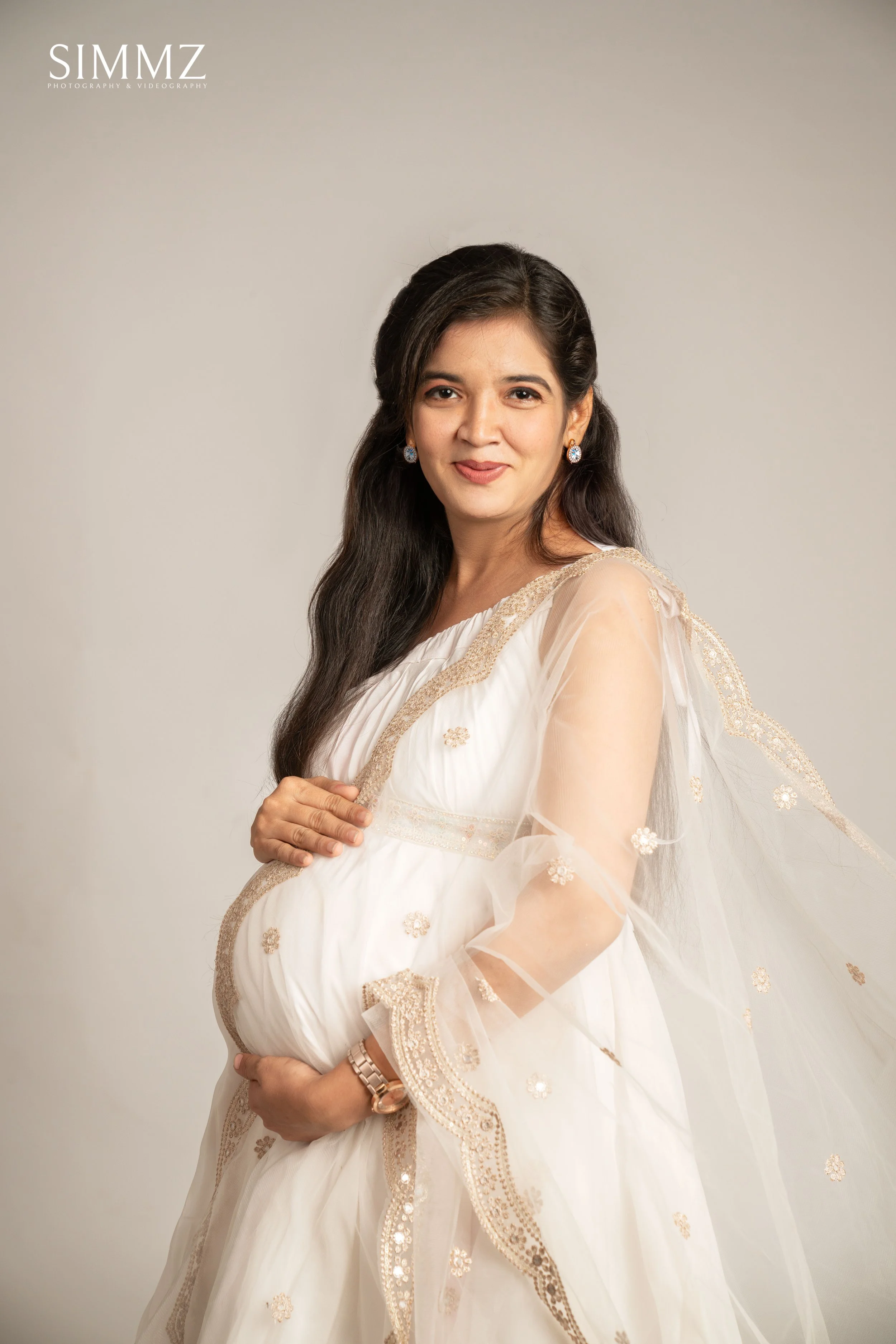 Maternity shoot1739-Edit.jpg