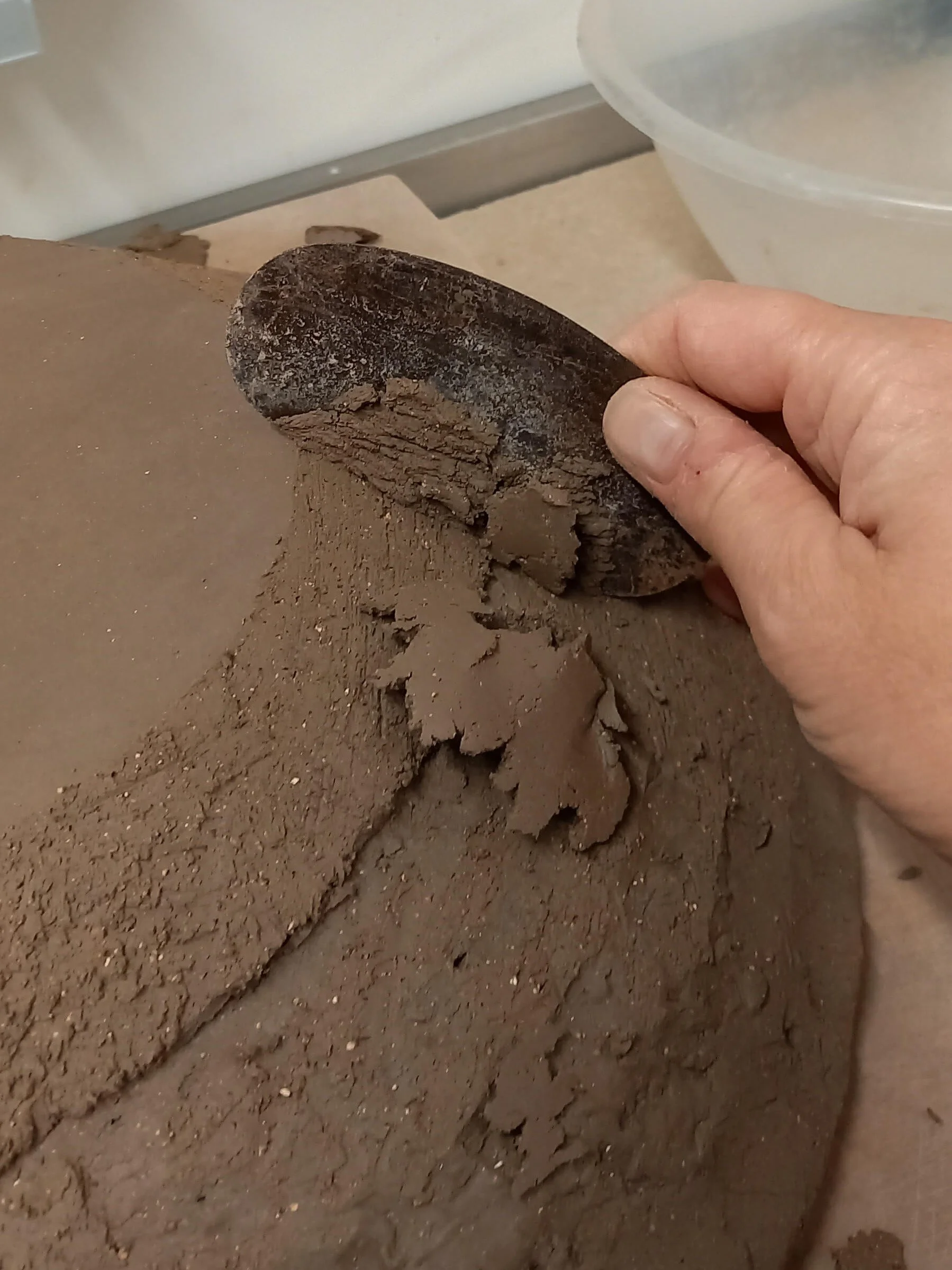 kidney-scraping-pot-fi-cooper-ceramics.jpg