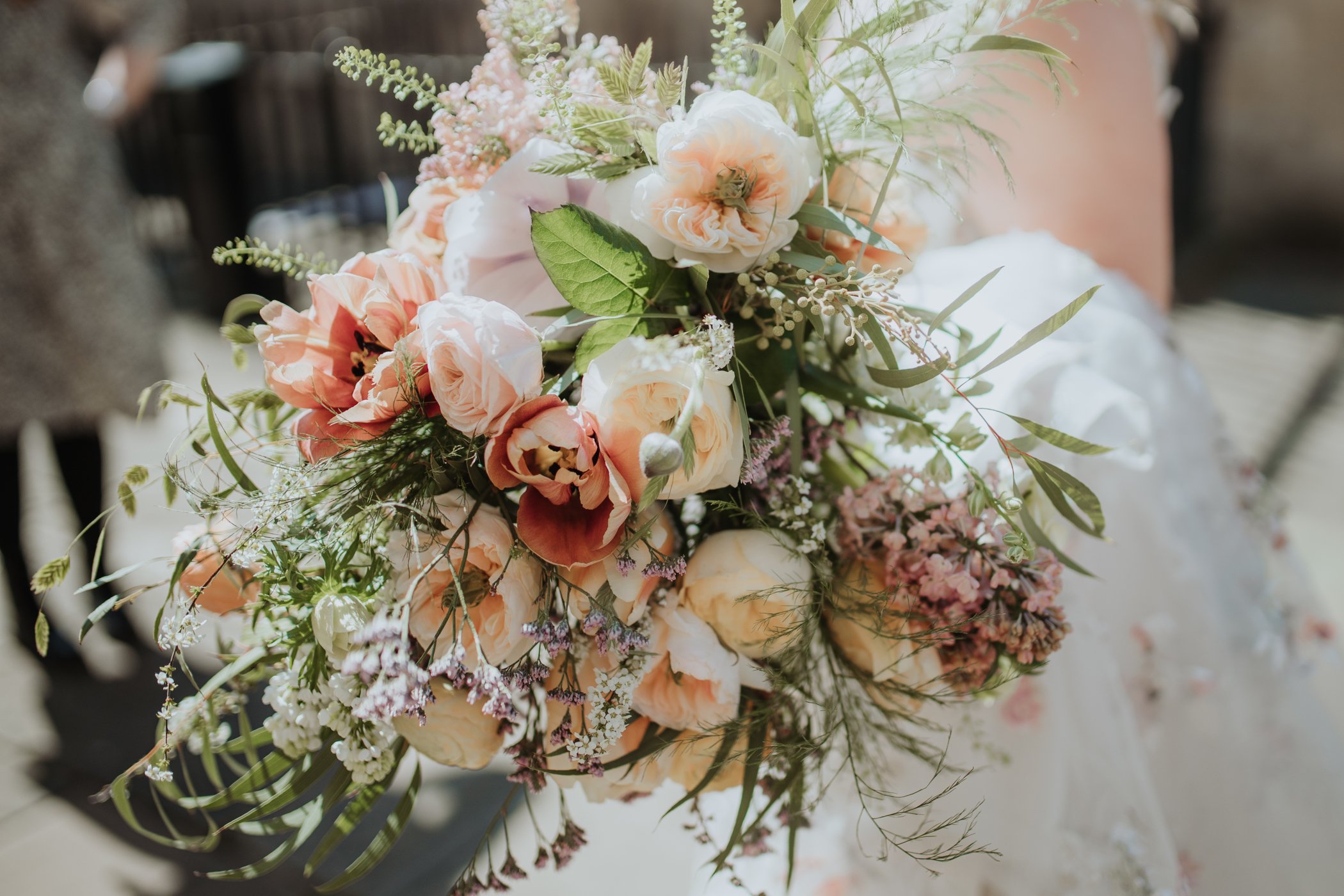 Bridal bouquet in peach and nude