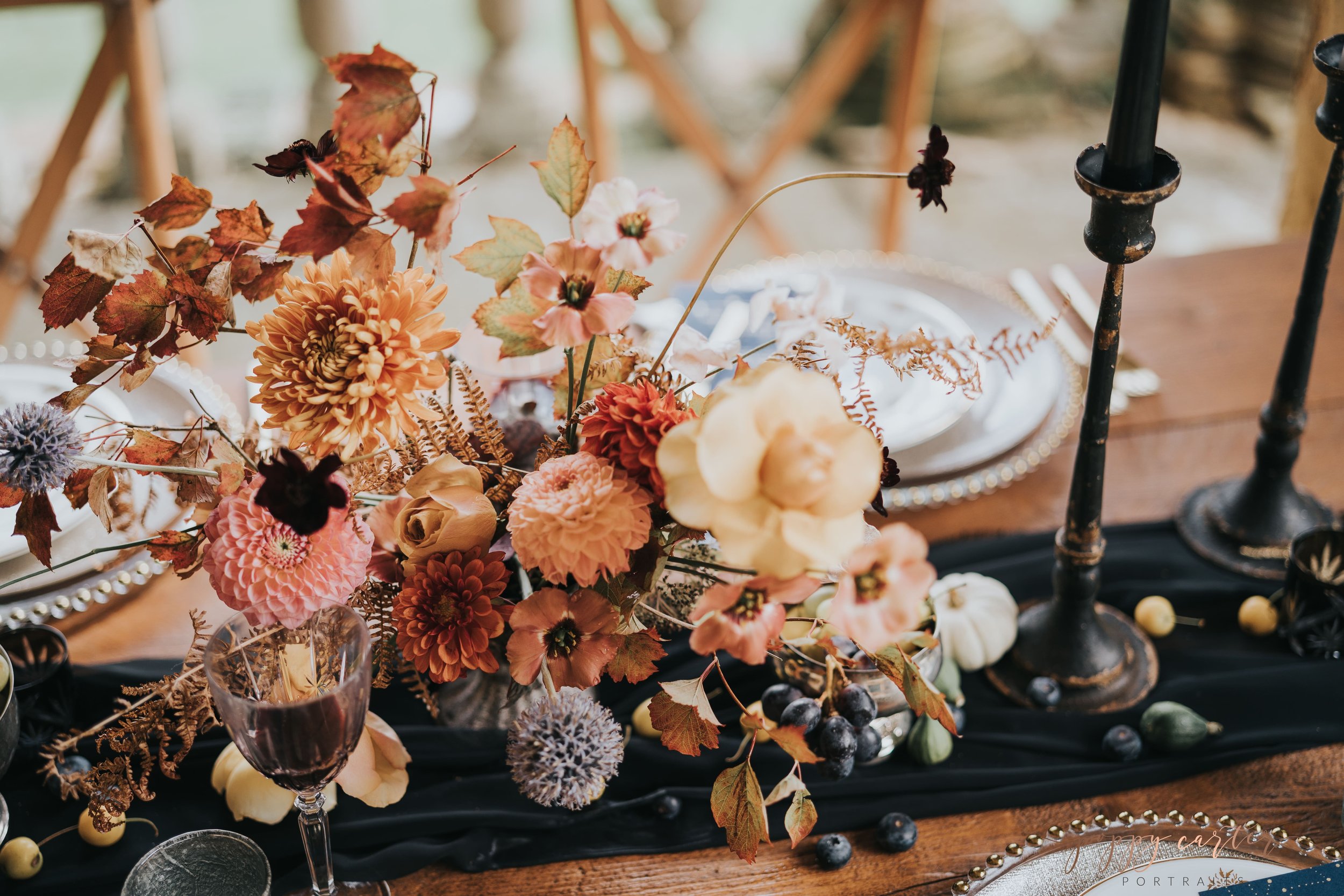 Autumn wedding table flowers