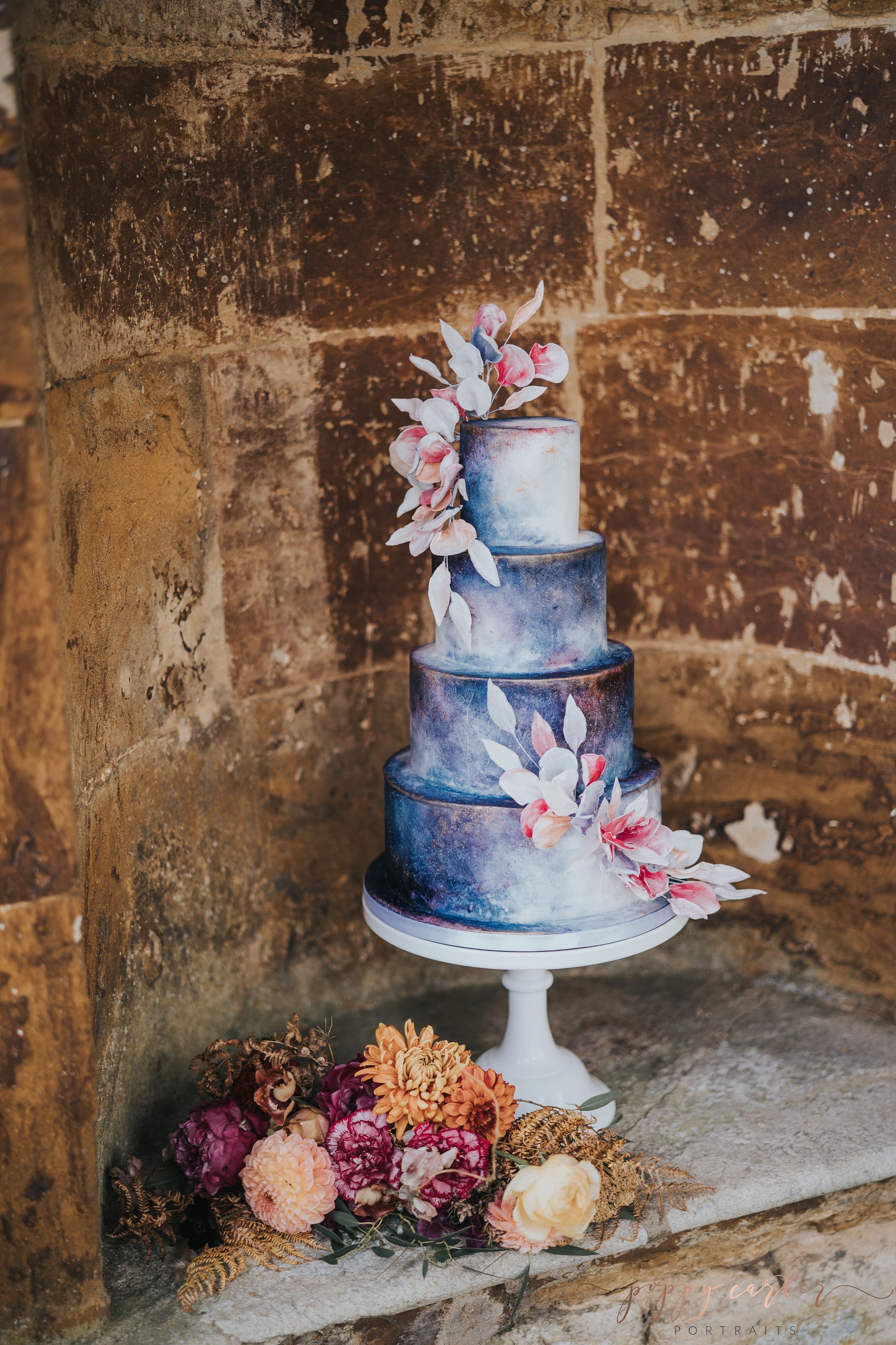Stunning blue celestial wedding cake