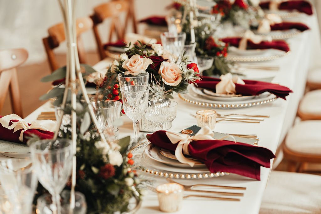 Elegant Christmas table setting