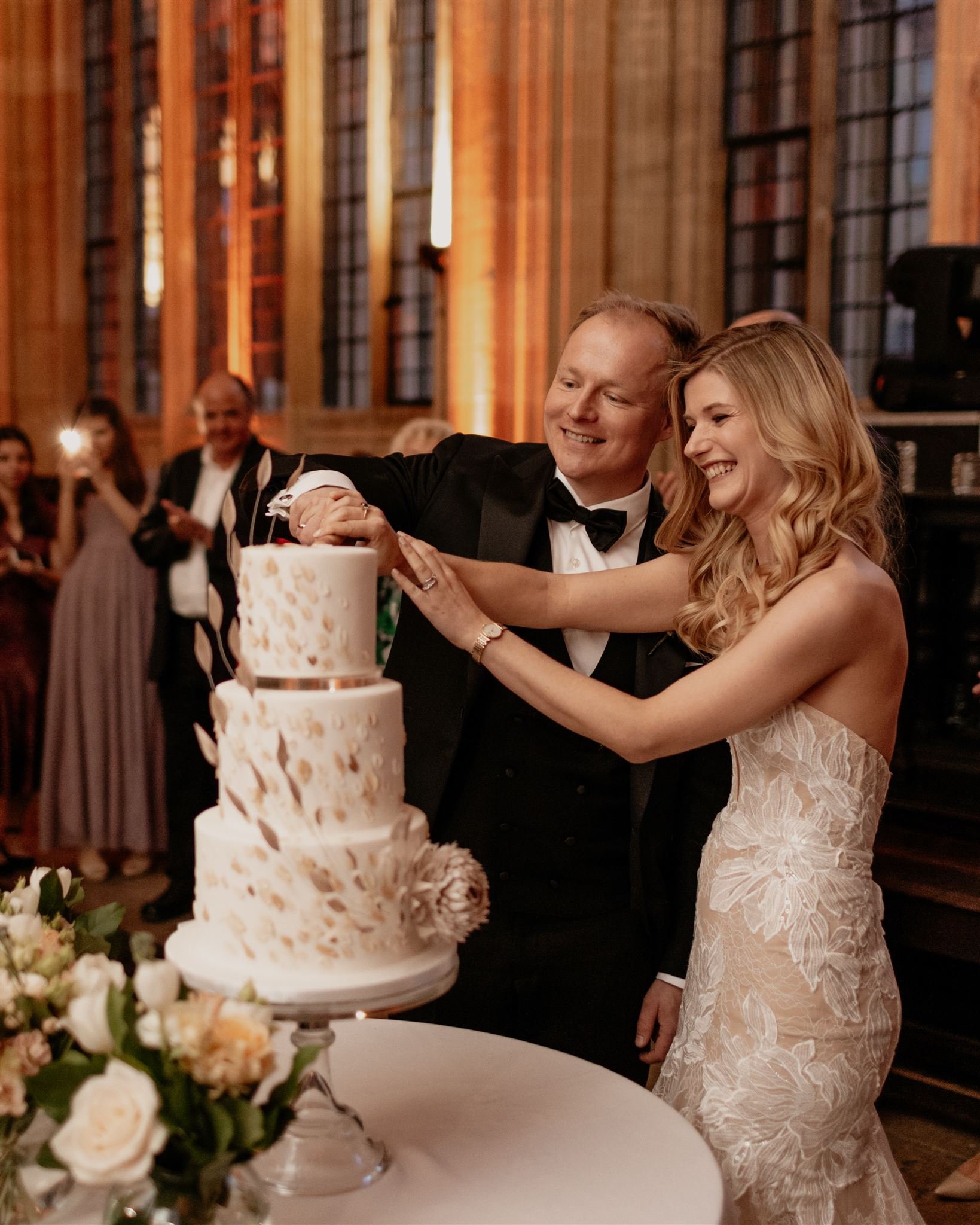Wedding cake cutting at The Bodleian Libraries in Oxford