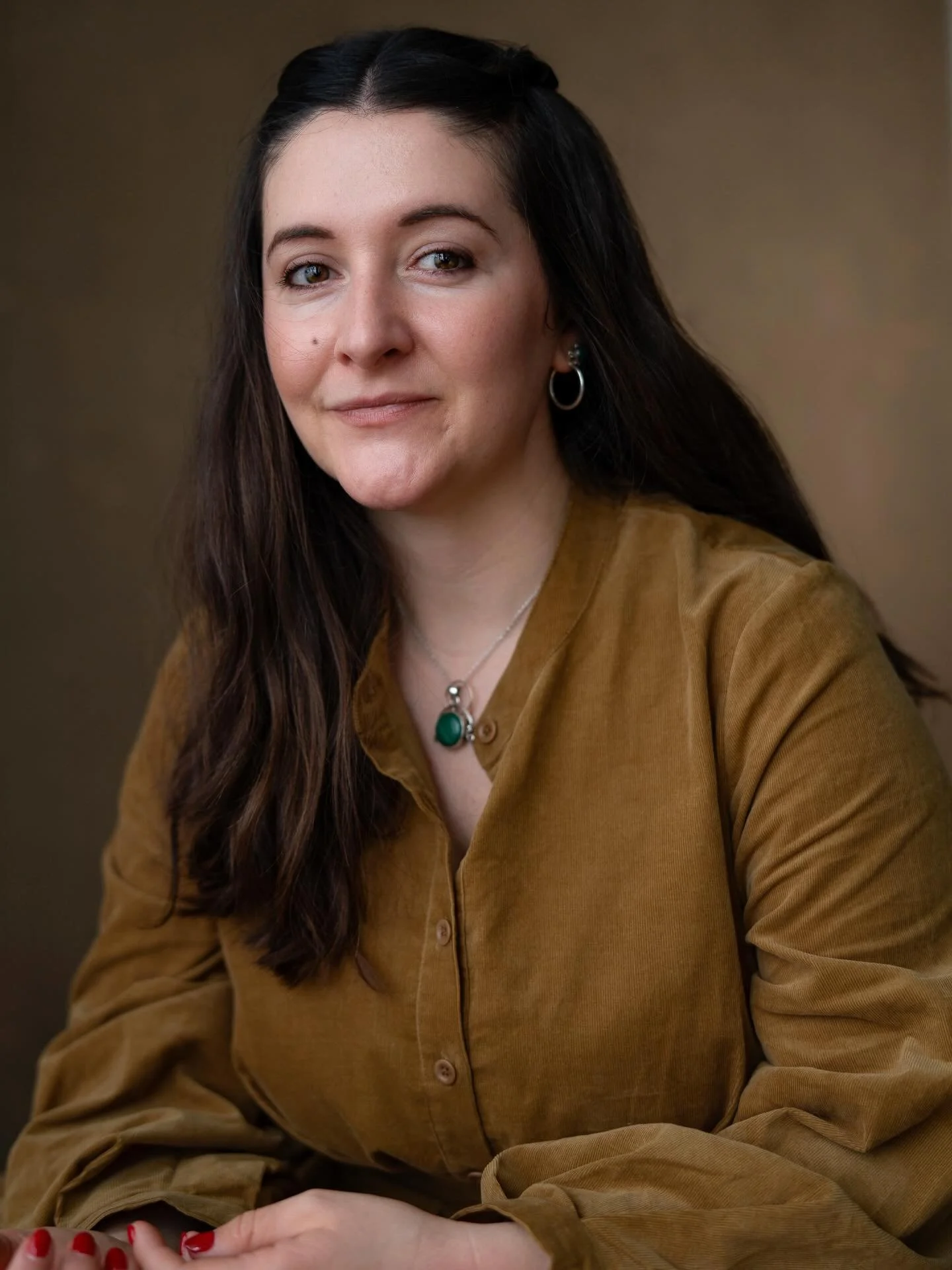 Gosh, look how very serious I am about being a serious author with a little bit of cheeky side eye. A dream to be shot by @natasha_merchant_headshots, who made me feel incredibly at ease and maybe even a bit cool. 

Soon to be blinking at you from bo