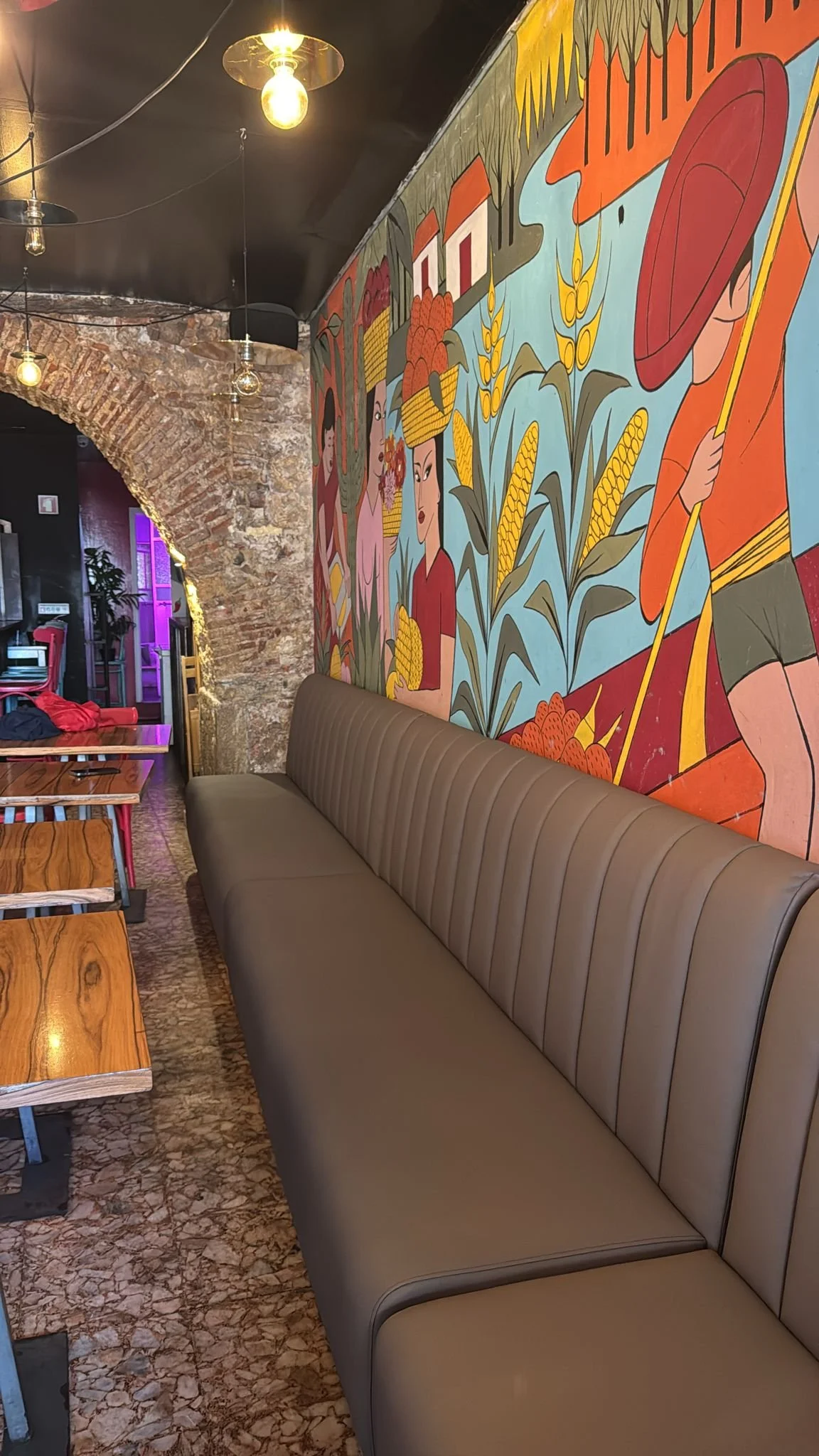 RIVIERA PORTUGUESA - LA FUGITIVA TACO BAR - LISBOA - 2026