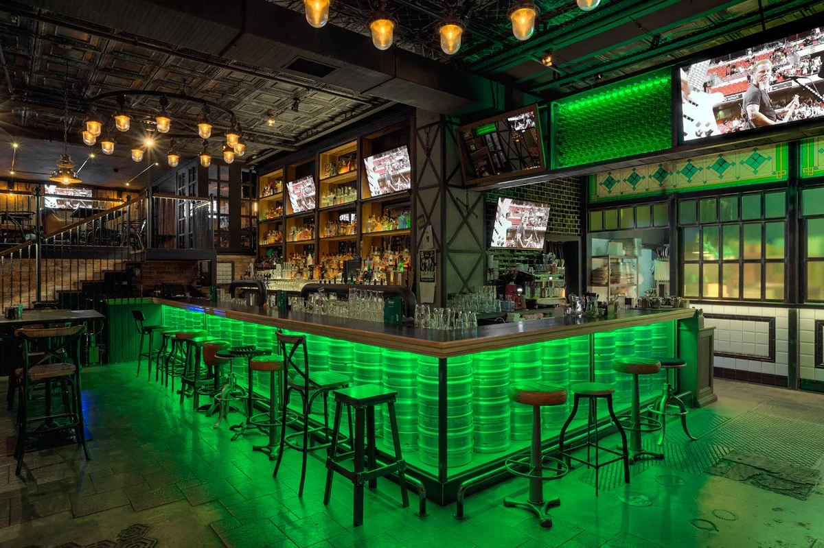 Black Pub