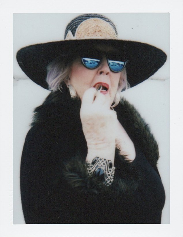 Polaroid_190.jpg