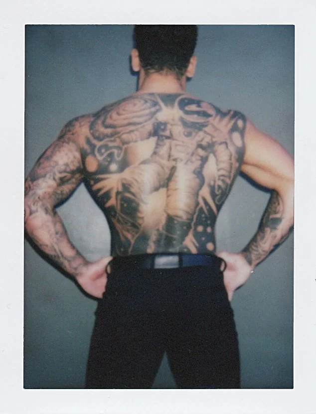Polaroid_214.jpg