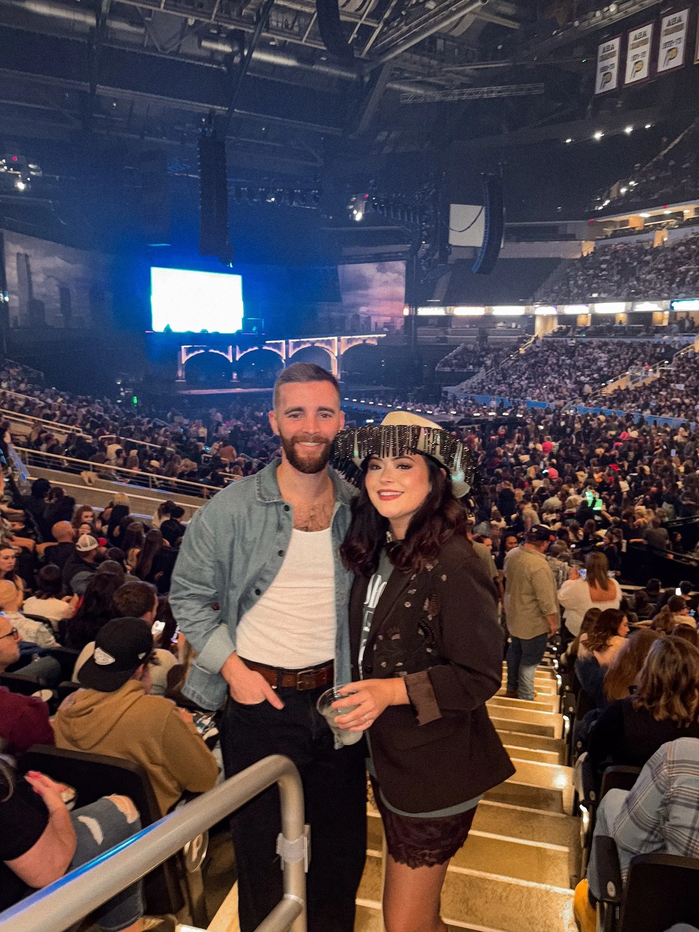 The best night!! @jonasbrothers 🎶🎸❤️

@joejonas @nickjonas @kevinjonas @franklinjonas absolutely KILLED IT! Cannot believe last night was real!!!! #jonasbrothers #jonas #greetingsfromyourhometown