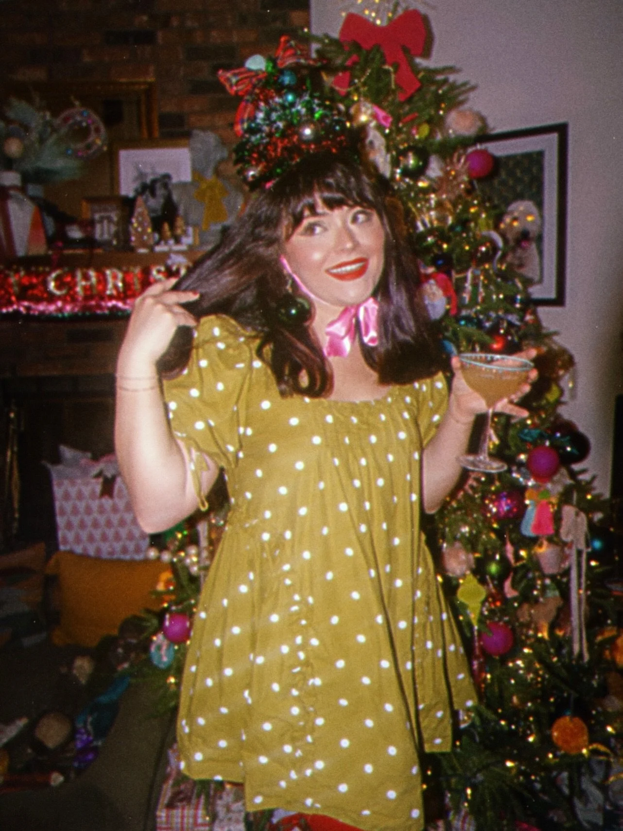 Santa is literally on his way here right now

&mdash;
Dress is @nuuly #nuulypartner #nuuly #clubnuuly