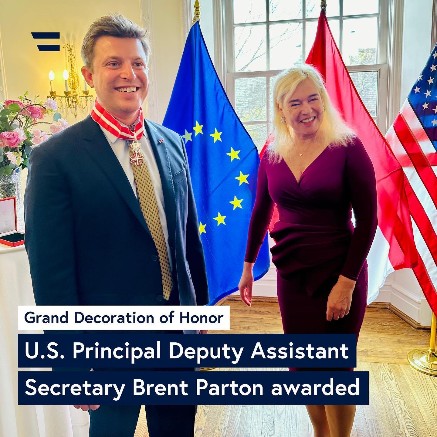 Ambassador Schneebauer had the great honor to present U.S. Principal Deputy Assistant Secretary of the @usdol with the Grand Decoration of Honor in Silver of the Republic of Austria. Mr. Parton played an instrumental role in the great collaboration b