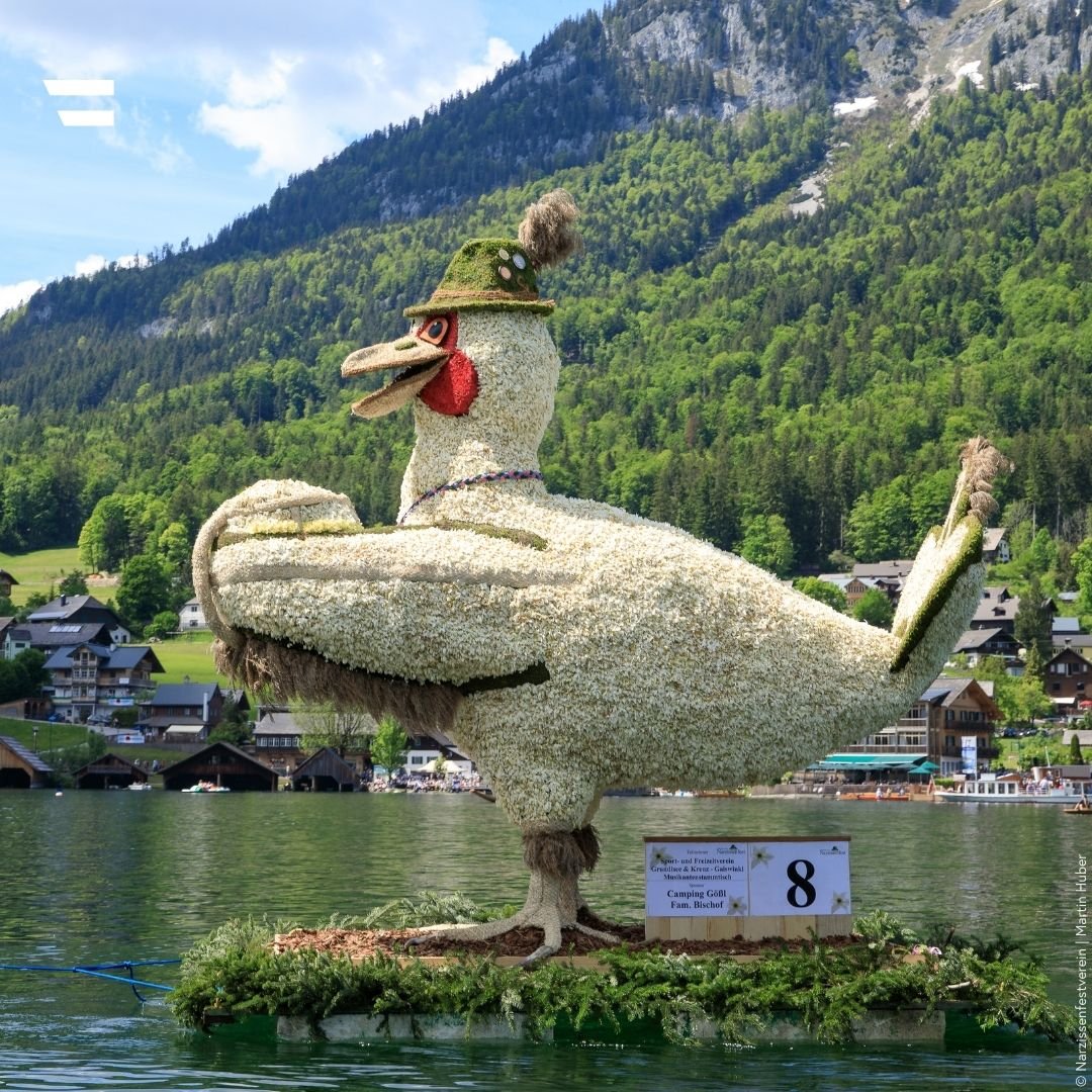 It&rsquo;s almost summertime, which is why this week&rsquo;s #AustrianExplorer is dedicated to the #Narzissenfest in the Ausseerland. Every year at the end of May/beginning of June, people flock to the Ausseerland-Salzkammergut. The narcissus-decorat