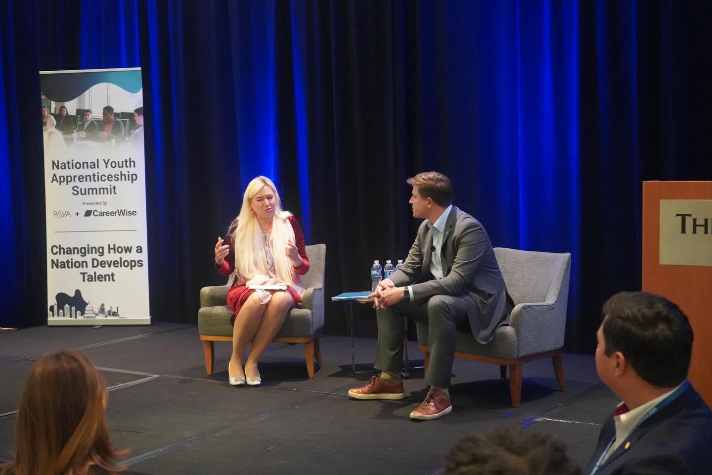 Cooperation on youth apprenticeship

🎤 Spotlight on Austrian dual education in the U.S.! Ambassador Petra Schneebauer took the plenary stage at the National Youth Apprenticeship Summit 2025 (#NYAS25) for a fireside chat with @careerwiseusa President
